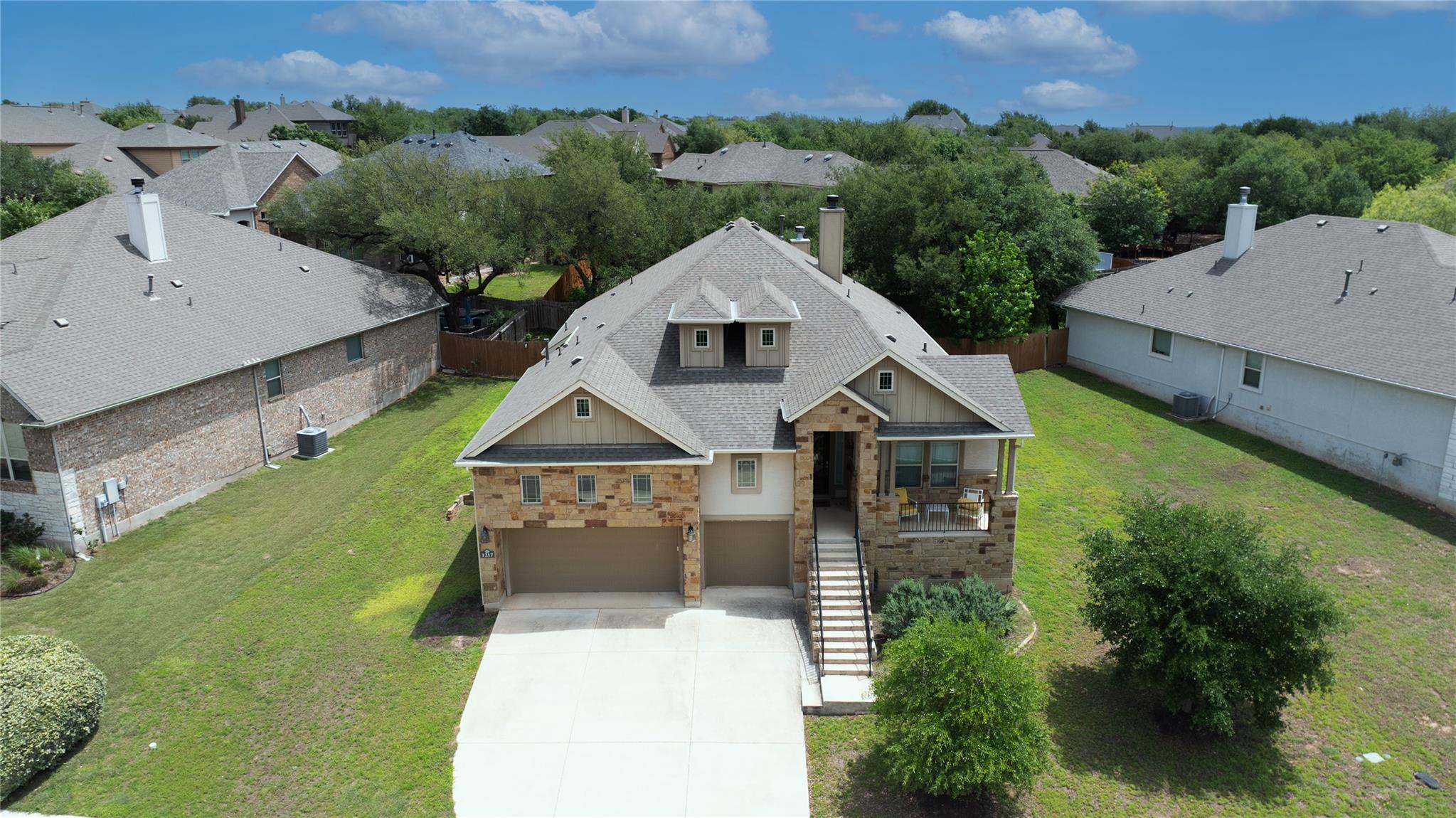 1217  Winding Way Dr, photo 3