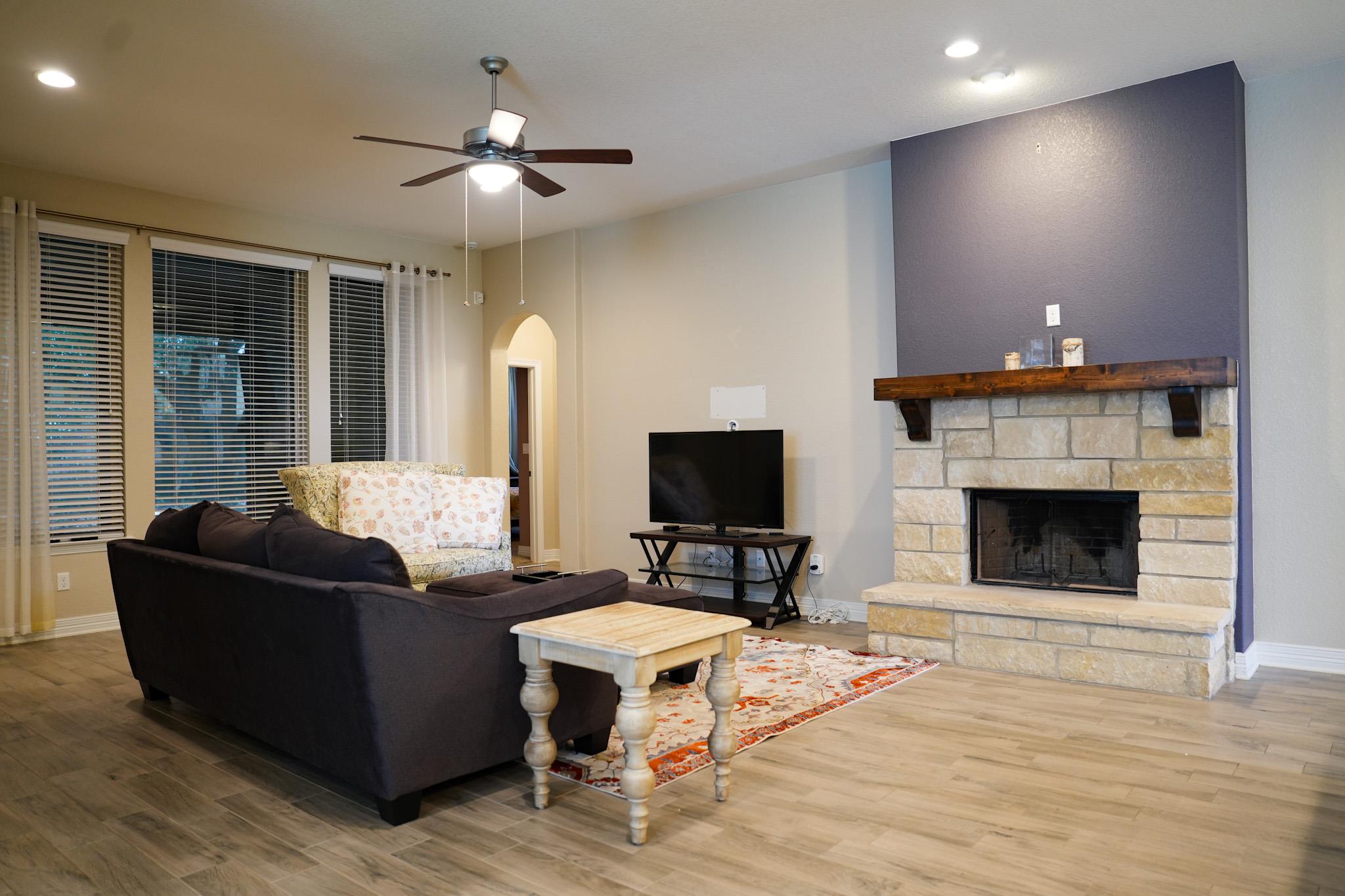 1217  Winding Way Dr, photo 8