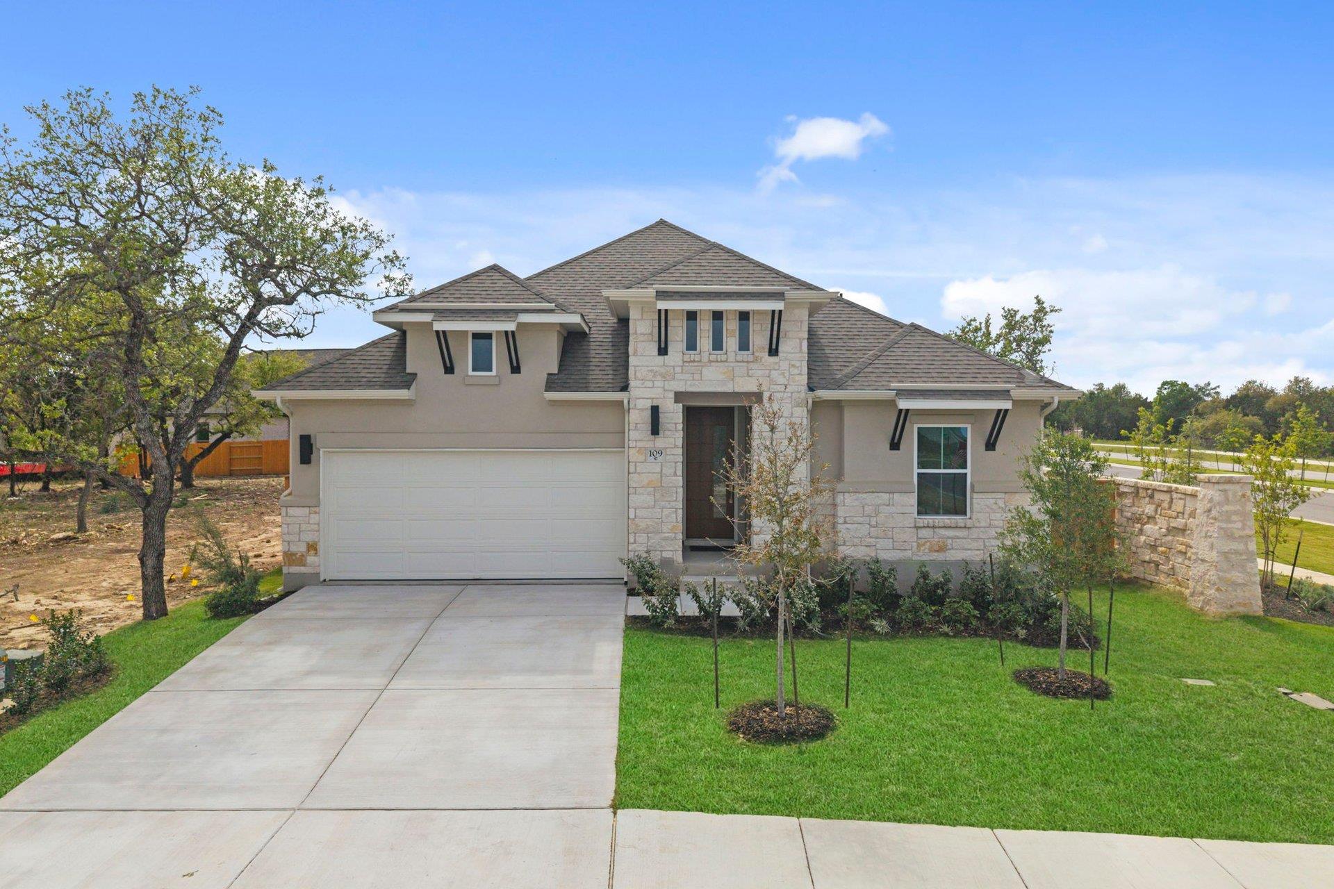 109 Peaceful Serenity Dr photo 3