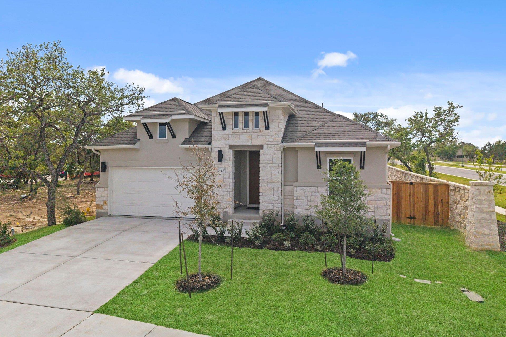 109 Peaceful Serenity Dr photo 4