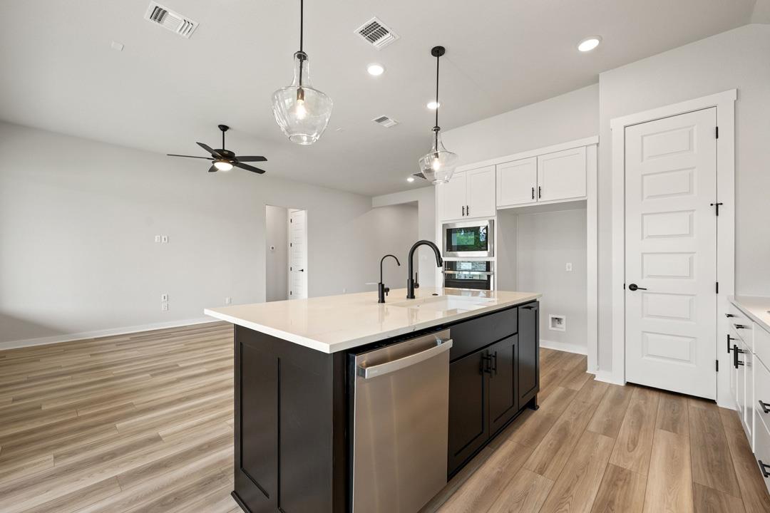 10728  Worth Lane None, photo 8