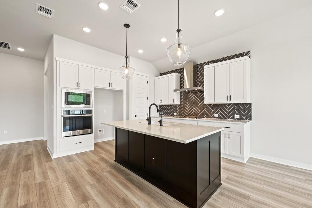 10728  Worth Lane None, photo 9