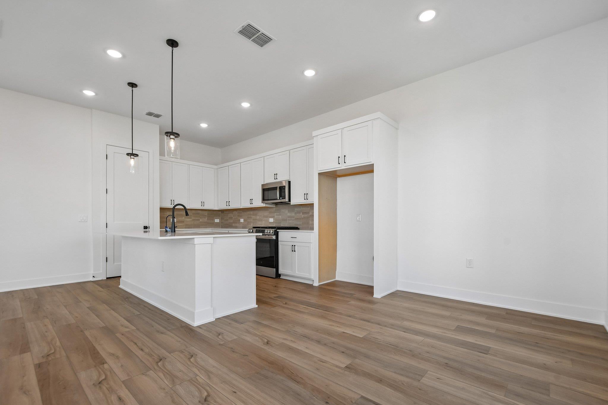 1408  Rambling Rose Rd, photo 8