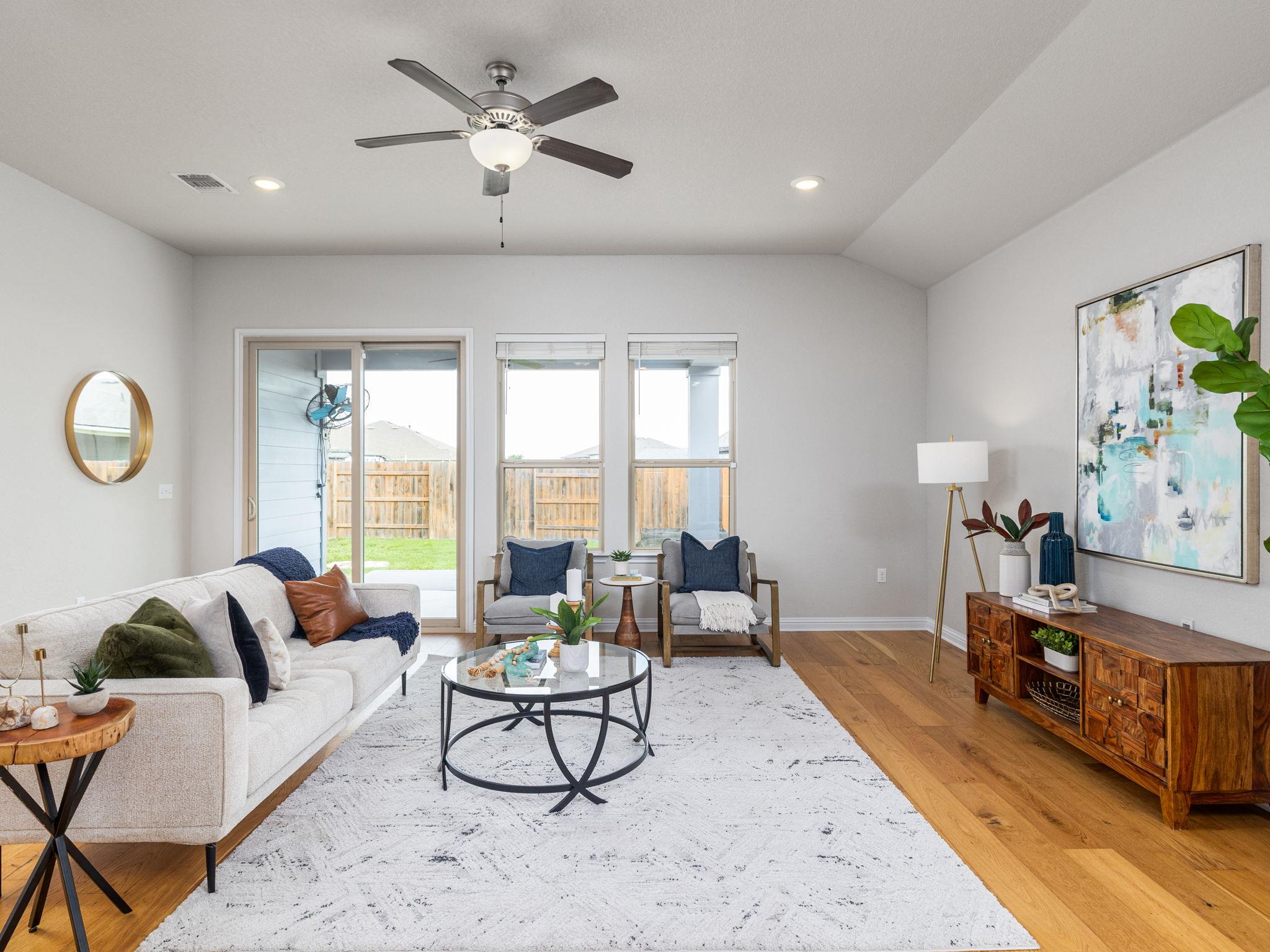 8204  Silhouette St, photo 10