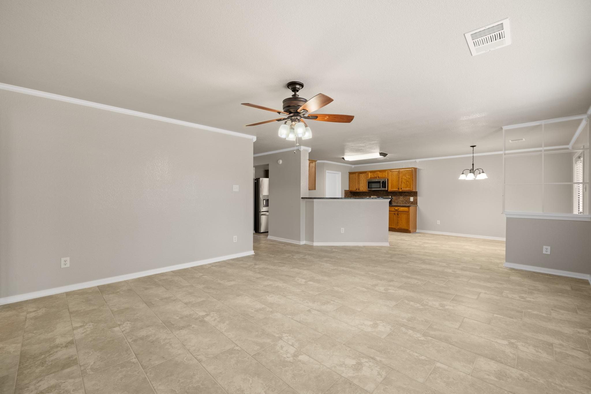 1421  Newbury St, photo 8