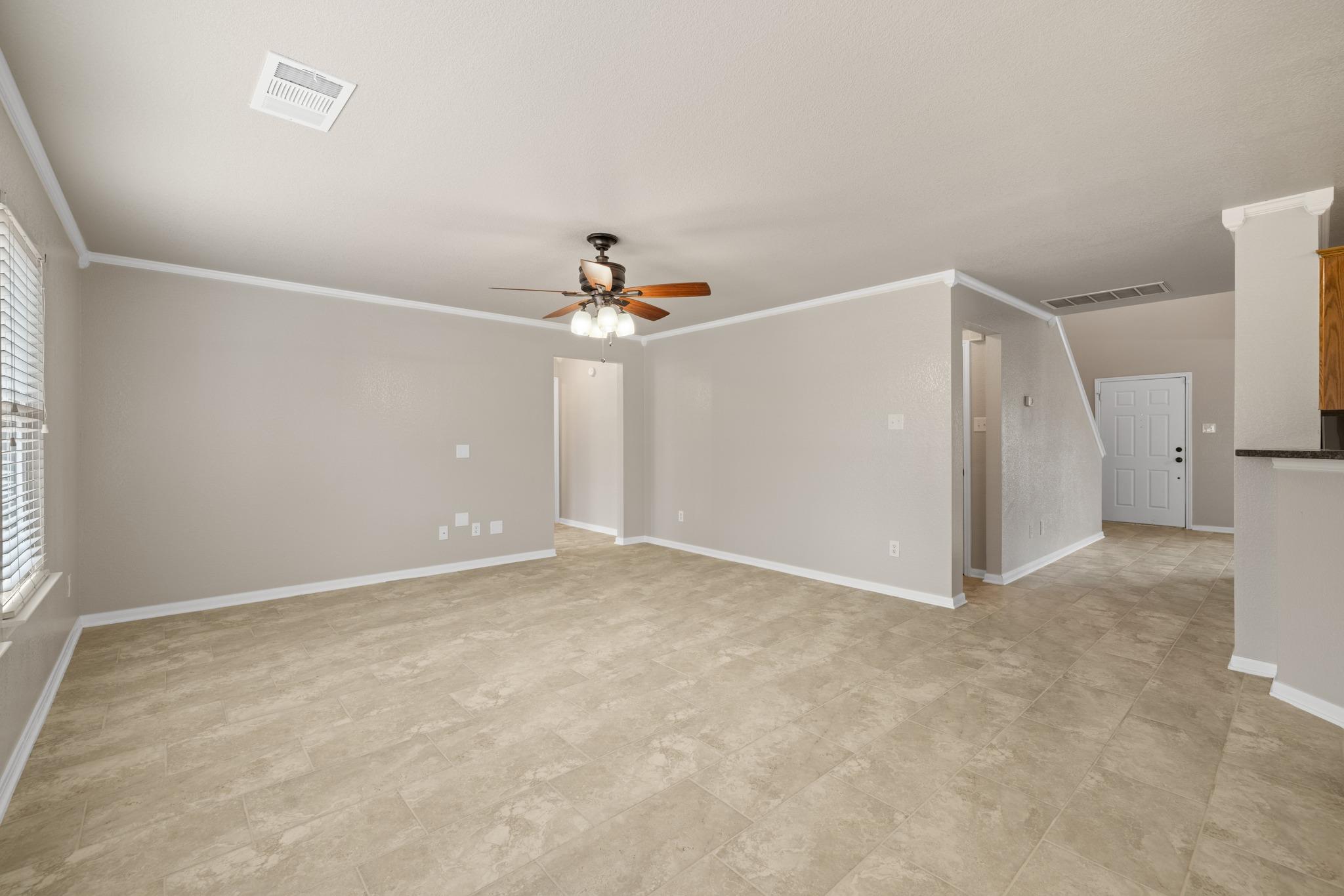 1421  Newbury St, photo 9