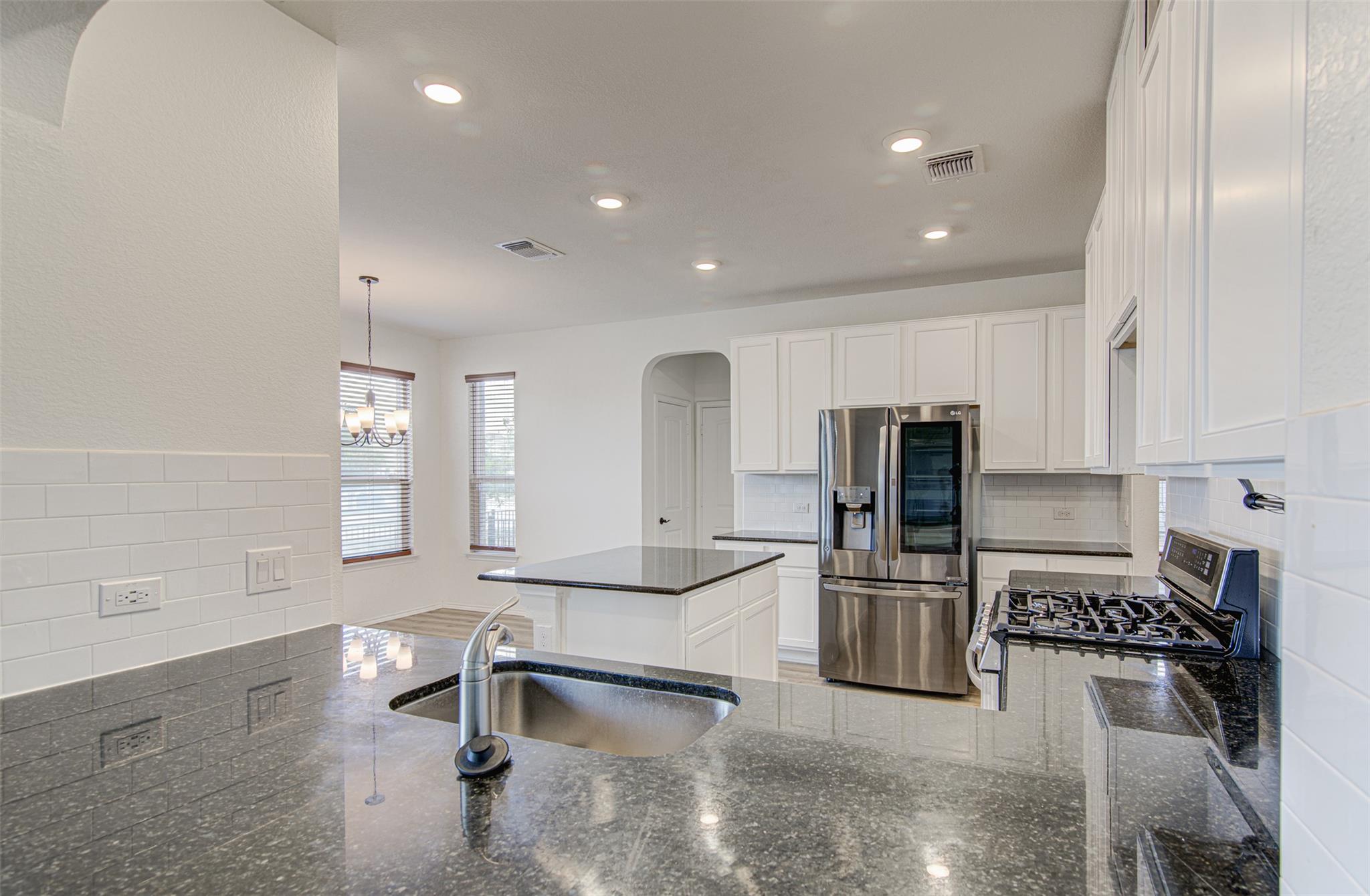 1004  Desaix Dr, photo 12
