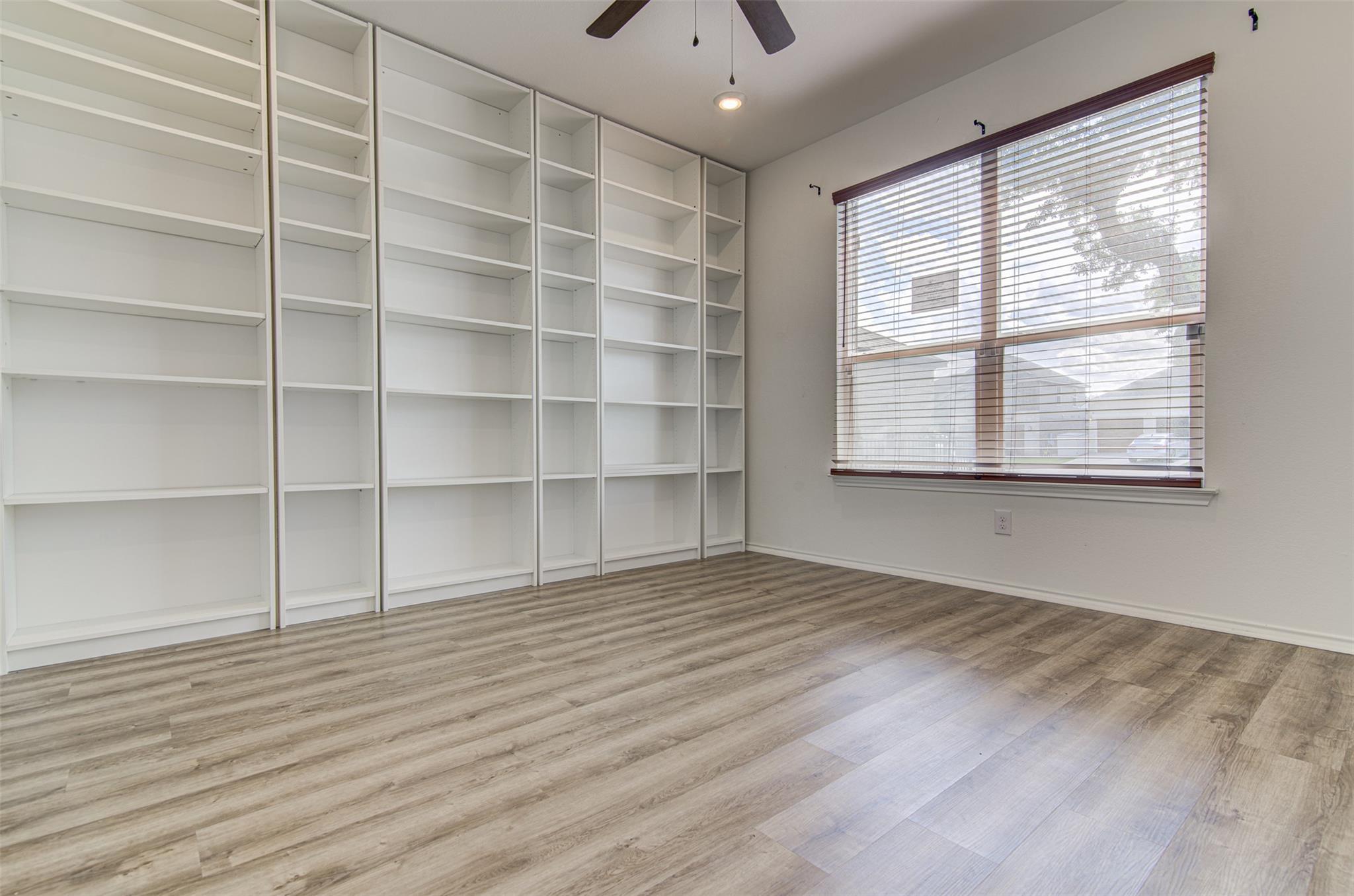 1004  Desaix Dr, photo 6