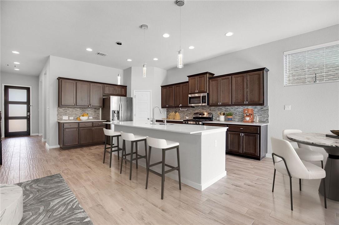 4166  Kingsley Ave, photo 6