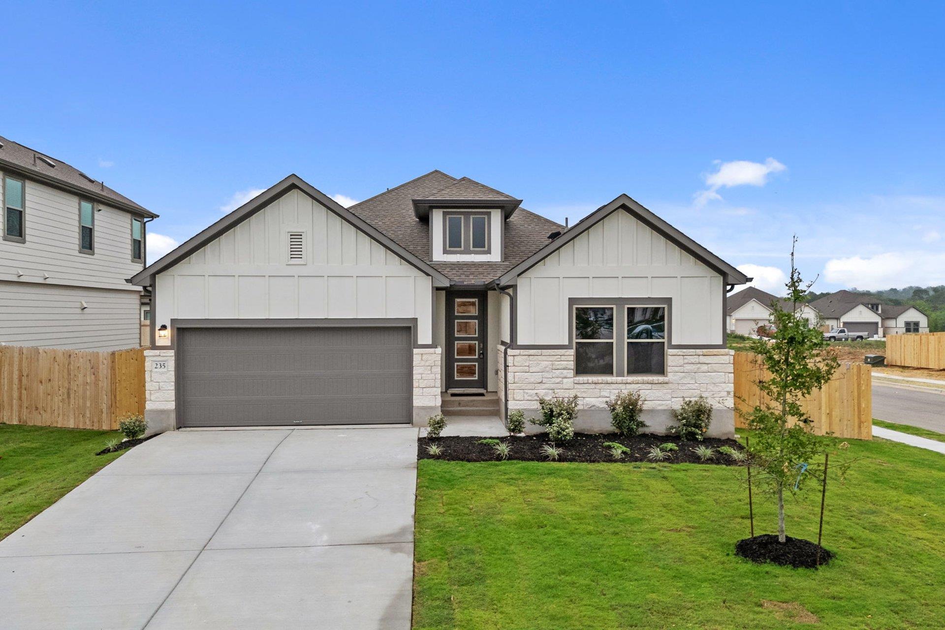 235  Red Tail Hawk Ln, photo 3