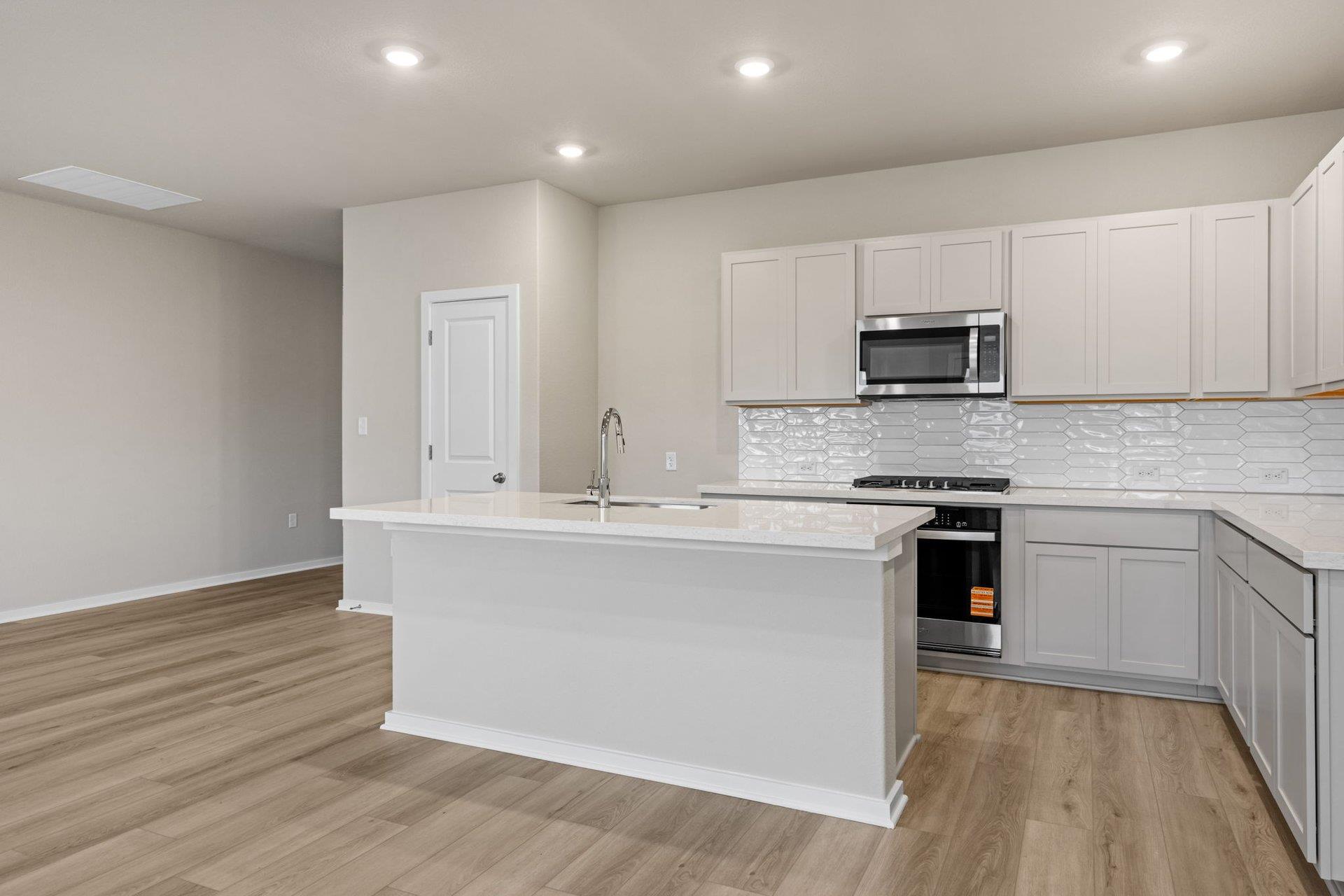 235  Red Tail Hawk Ln, photo 10