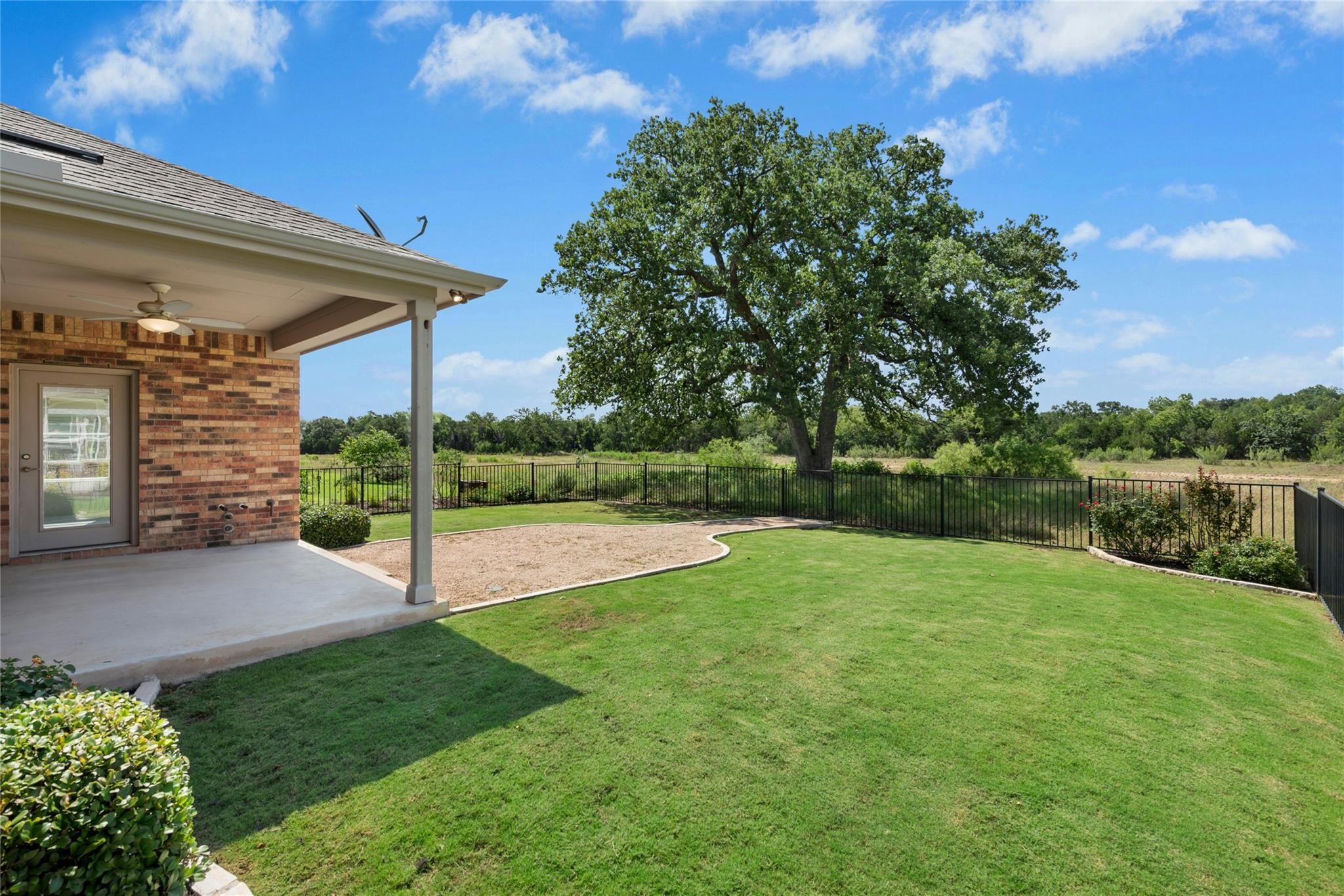 300  Hanging Star Ln, photo 2