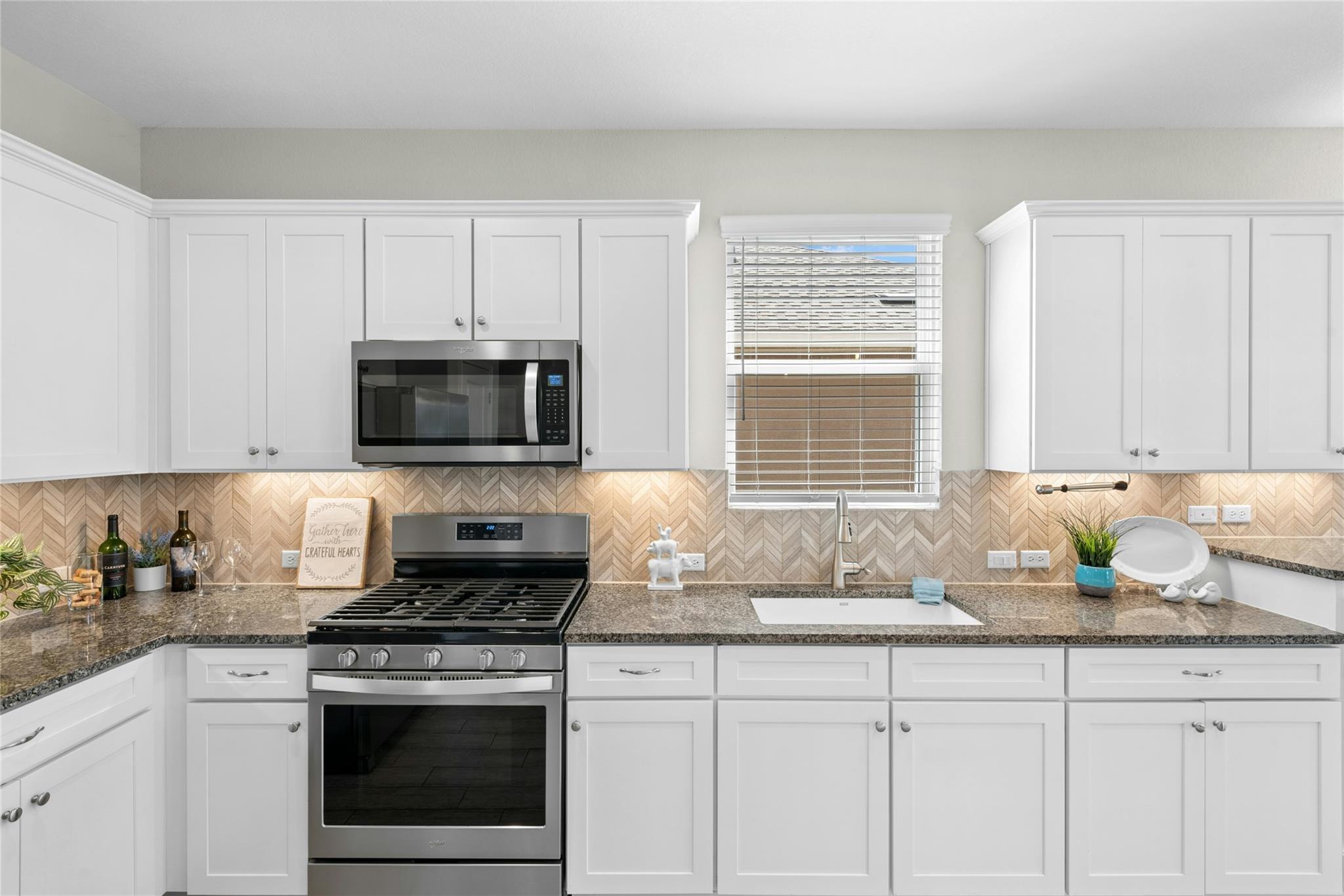 300  Hanging Star Ln, photo 11