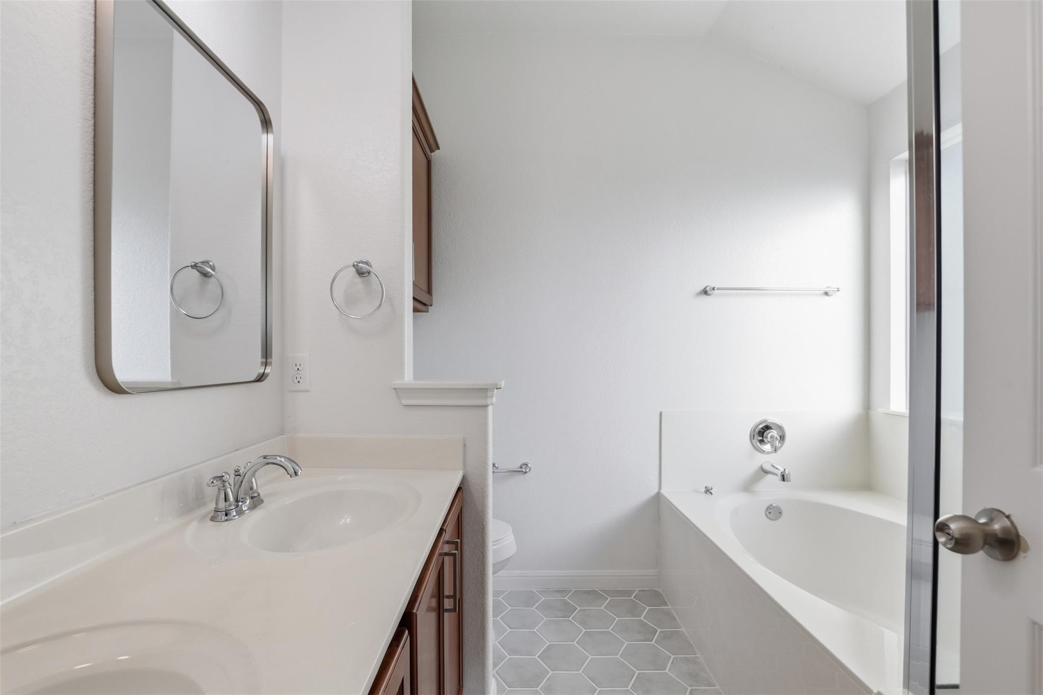 448  Nottingham Loop, photo 9