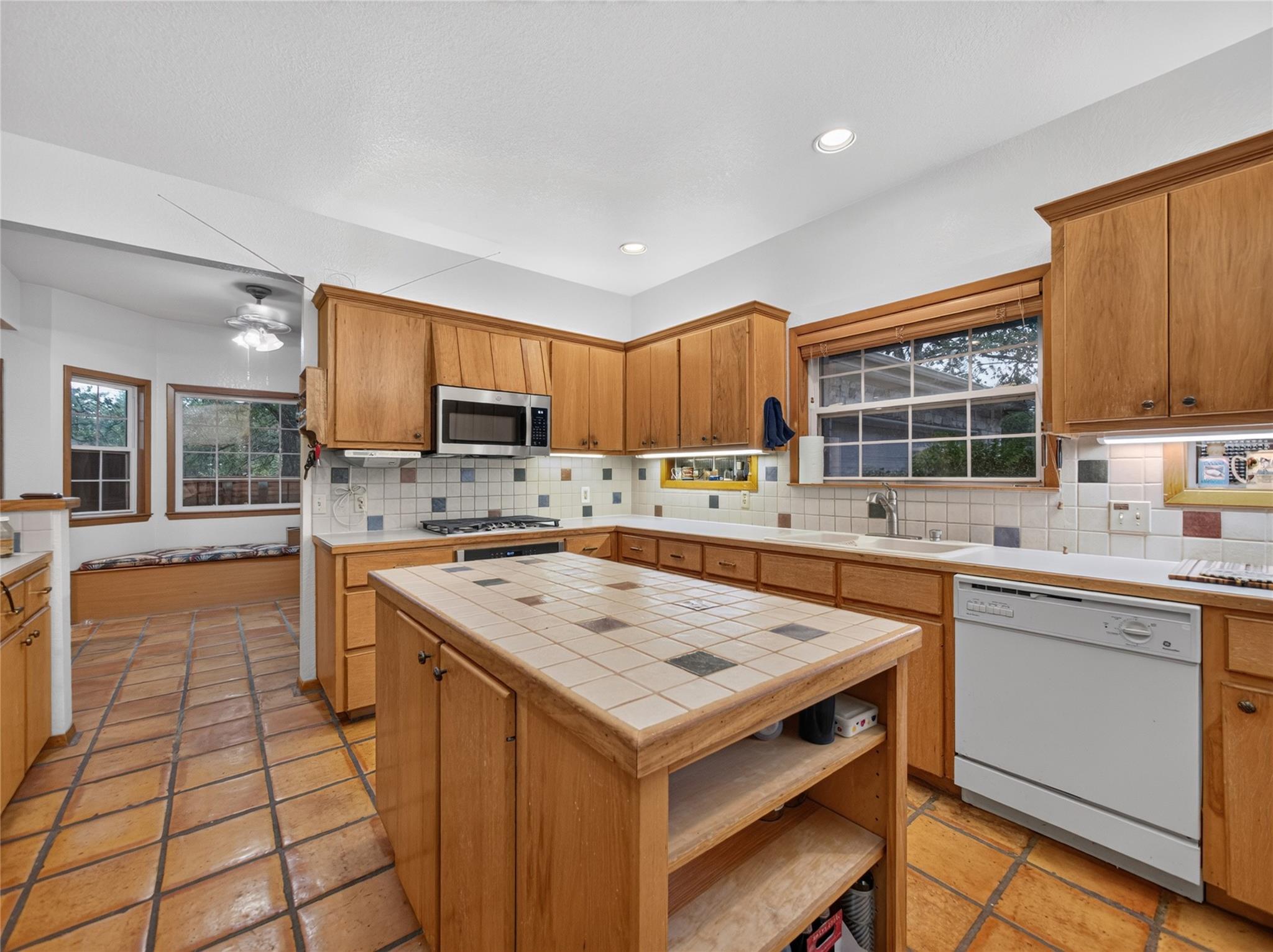613  Breakaway Rd, photo 12