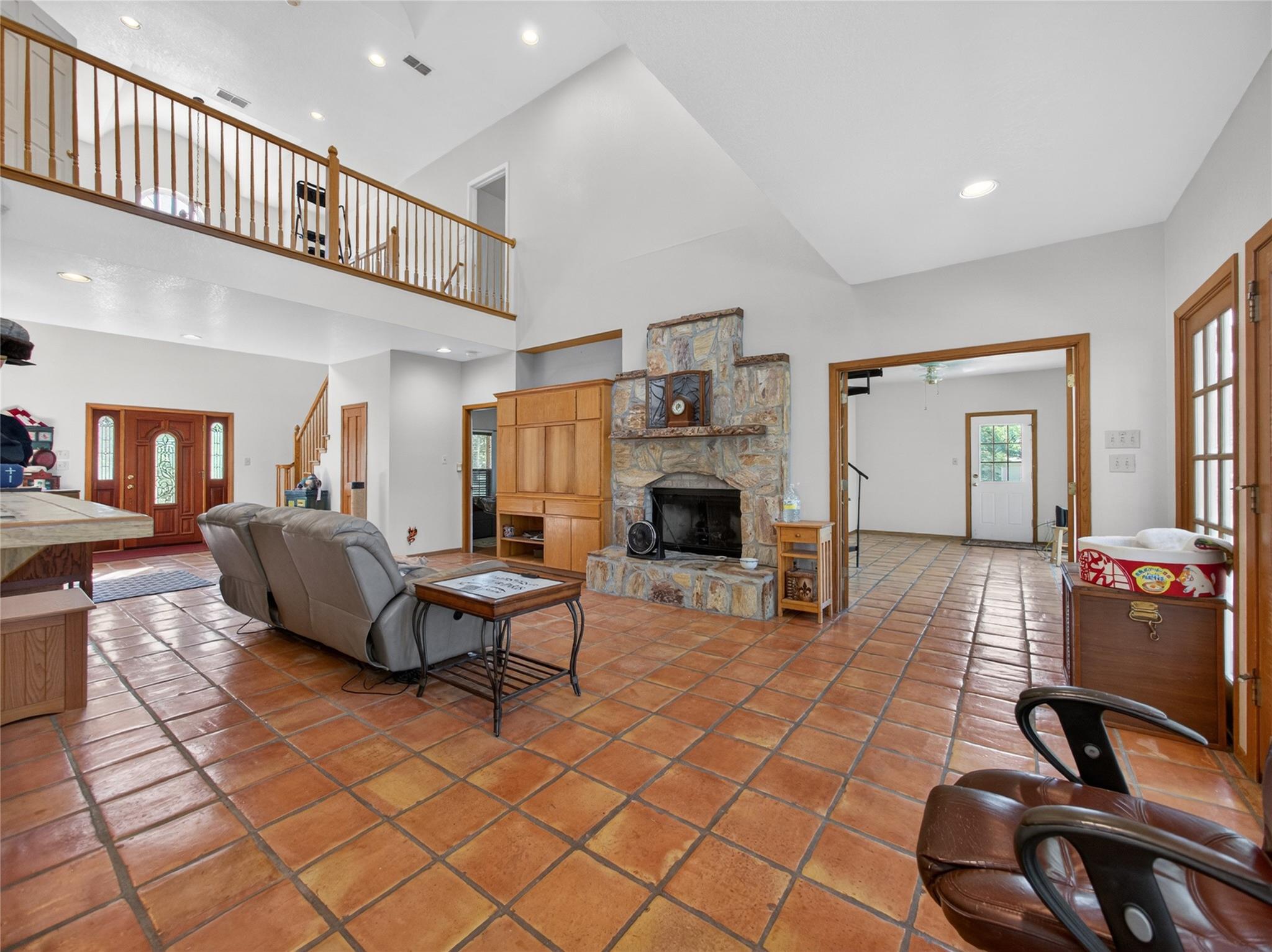 613  Breakaway Rd, photo 8