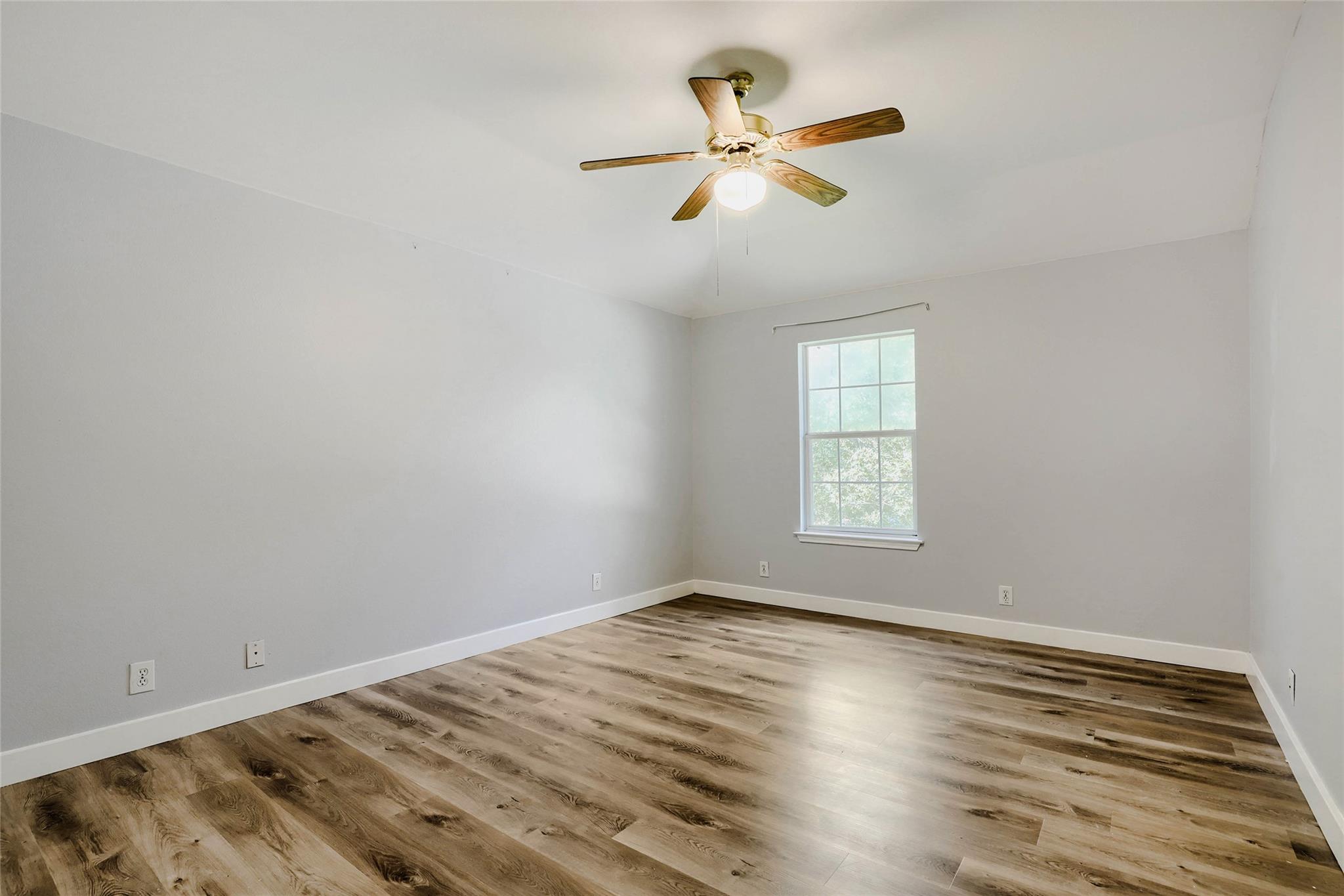 119  High Point Blvd, photo 5