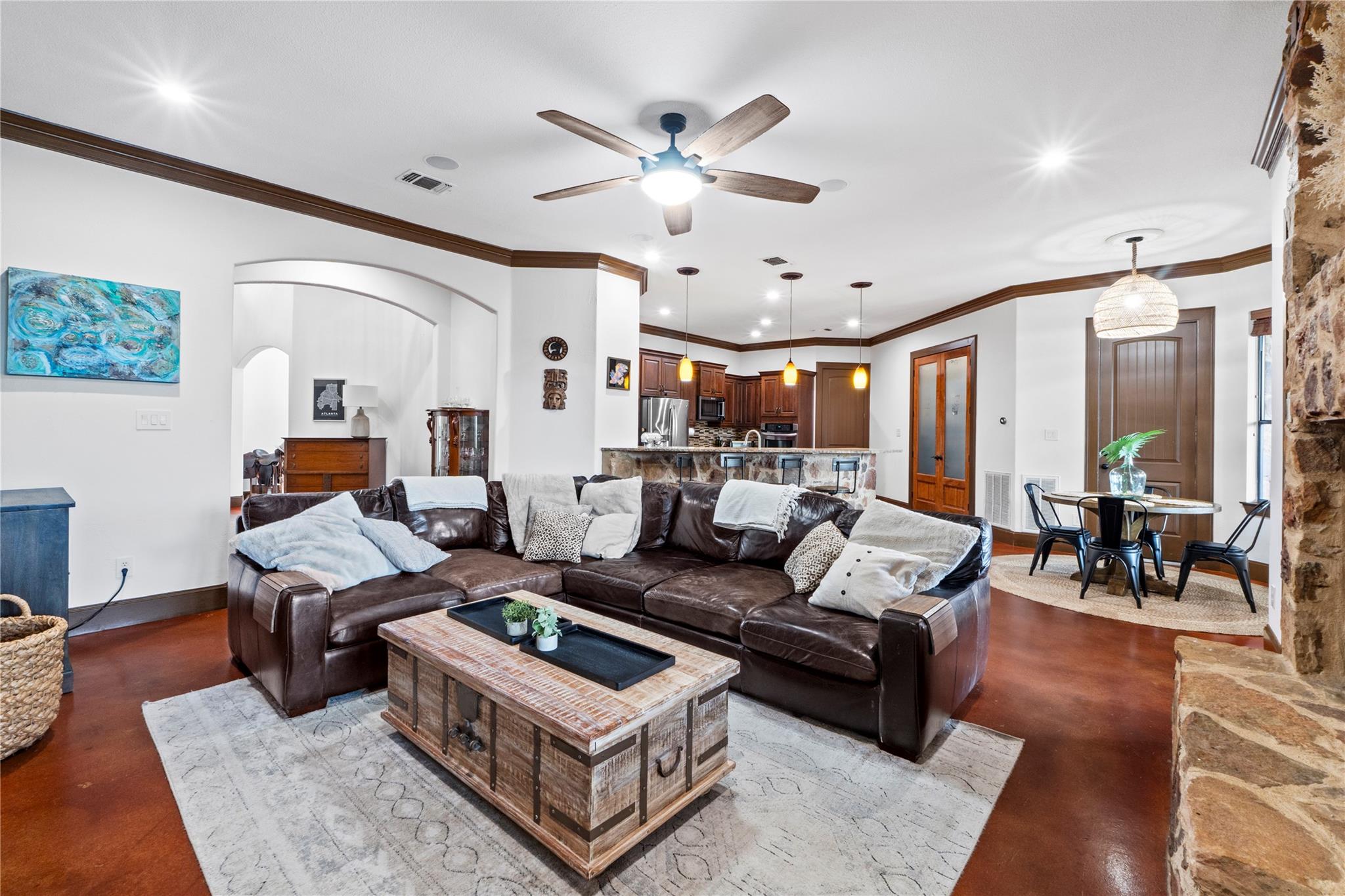 8211  Moon Rise Trl, photo 12