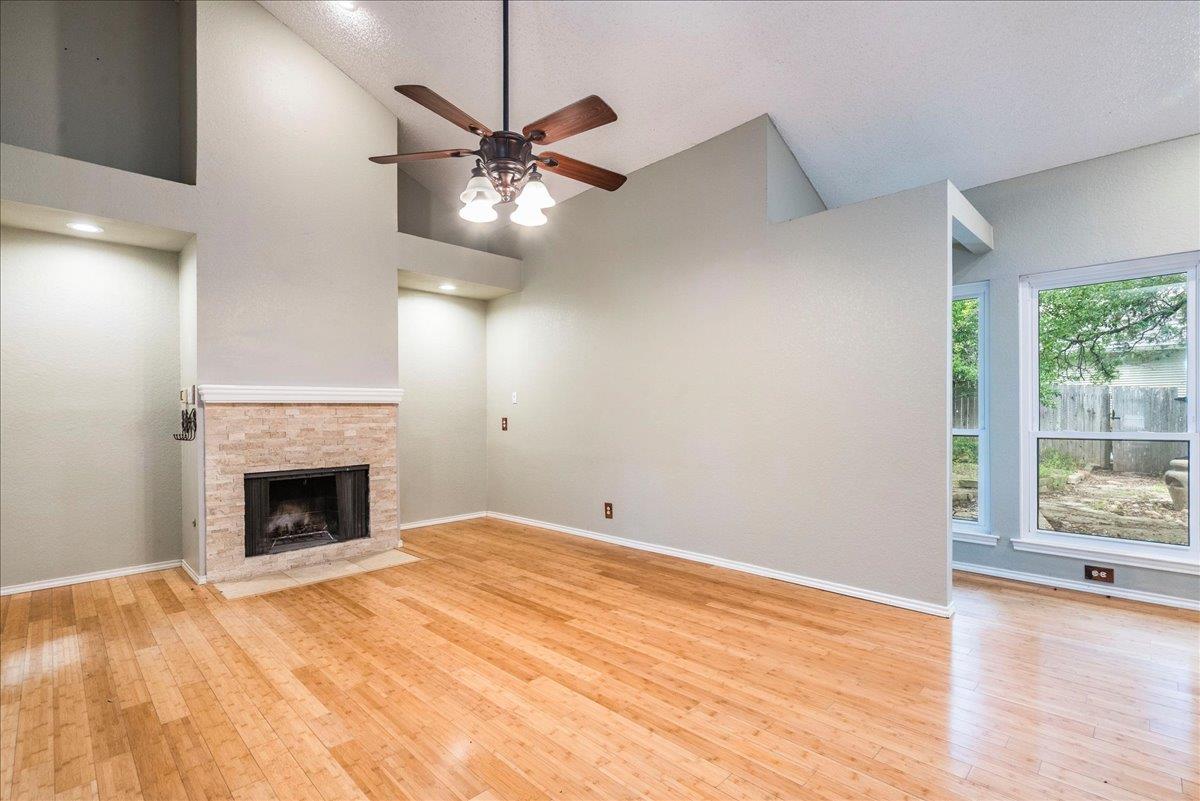 3809  Spicewood Springs Rd  #127, photo 6