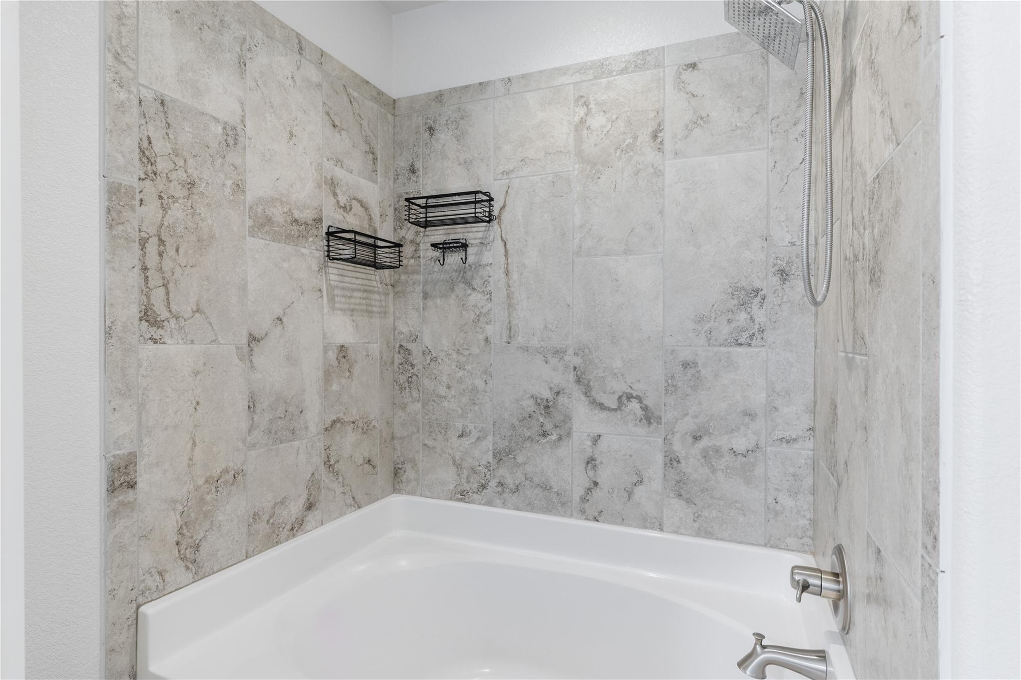 208  Birch Oak Ln, photo 9