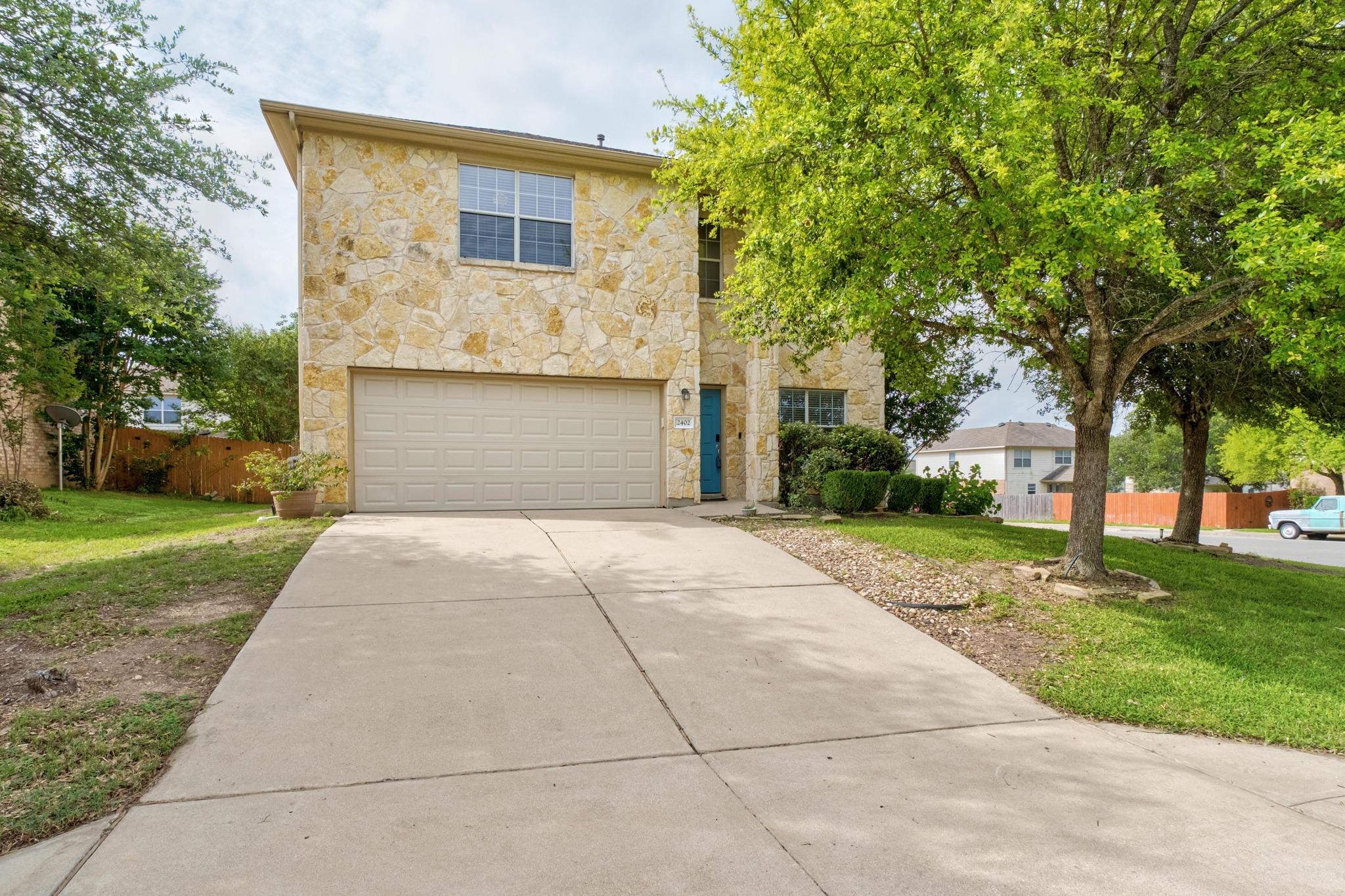 2402  Caprock Pl, photo 2