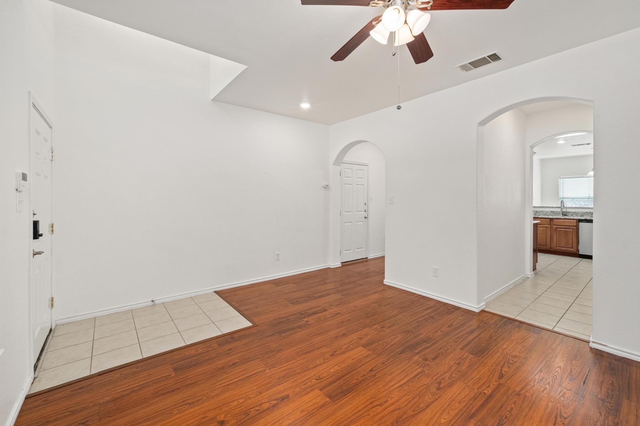 2402  Caprock Pl, photo 4