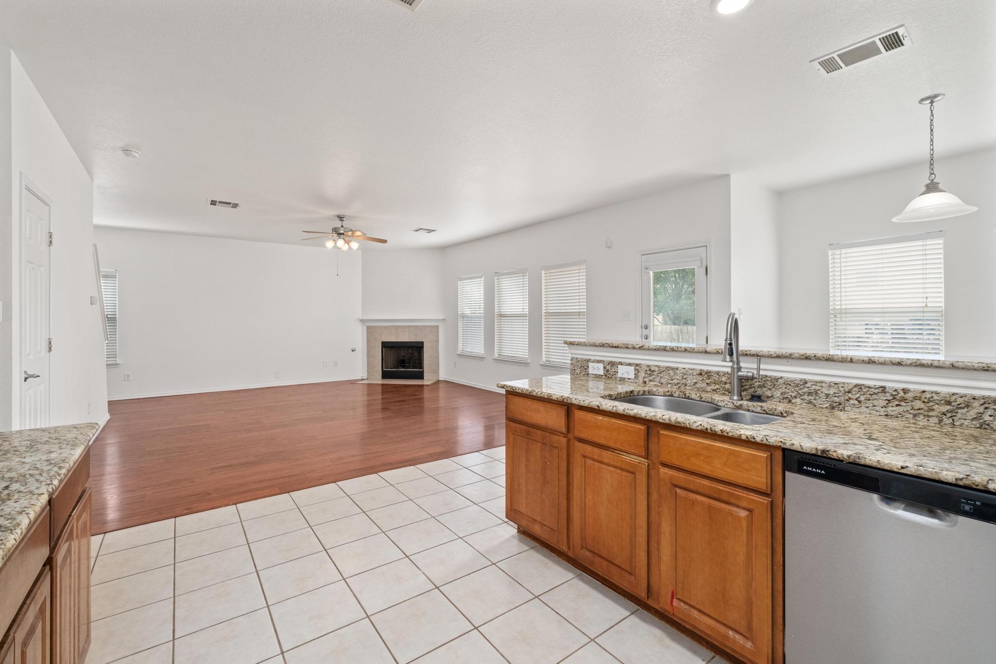 2402  Caprock Pl, photo 8