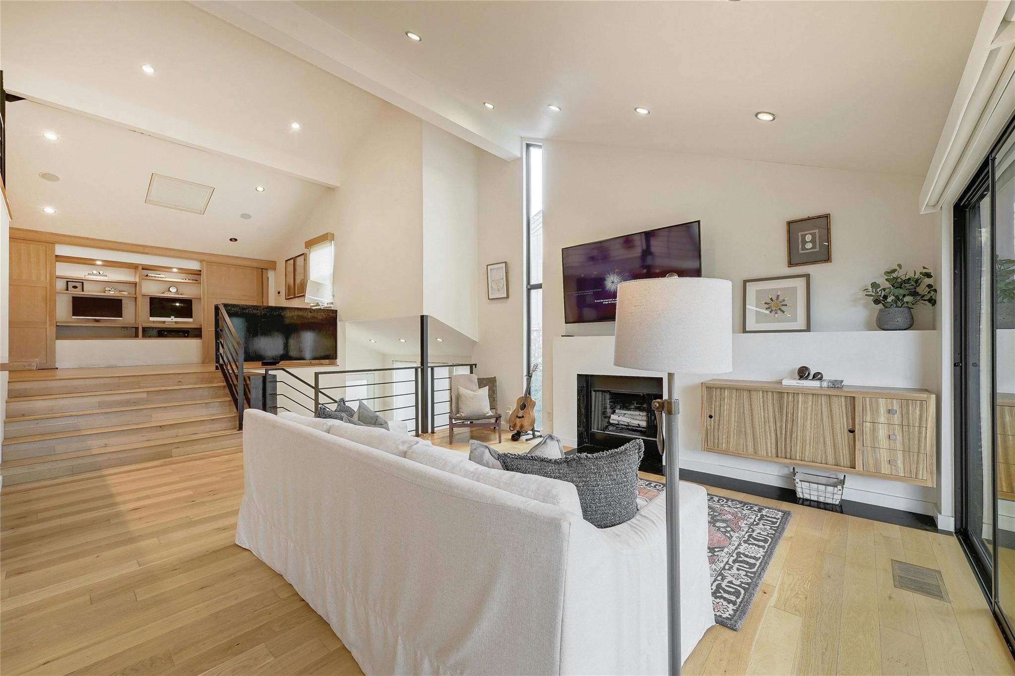 1821  Westlake Dr  #103, photo 3