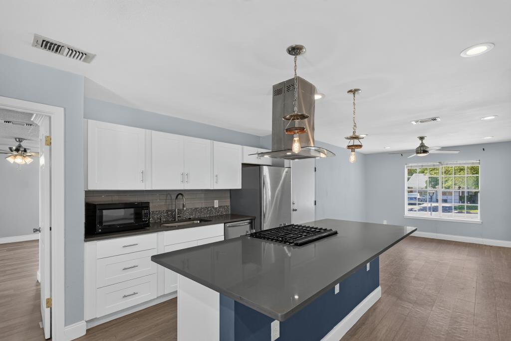 8602  Colonial Dr, photo 12