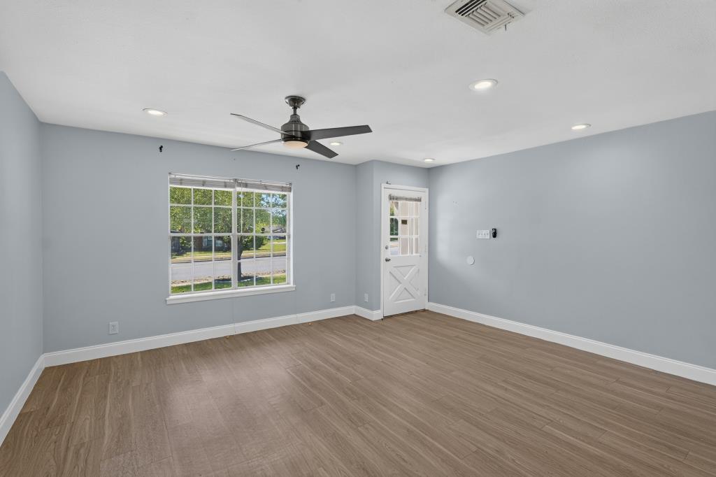 8602  Colonial Dr, photo 9