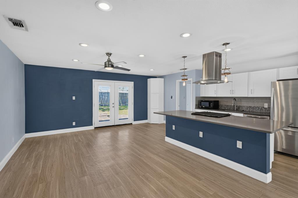 8602  Colonial Dr, photo 10