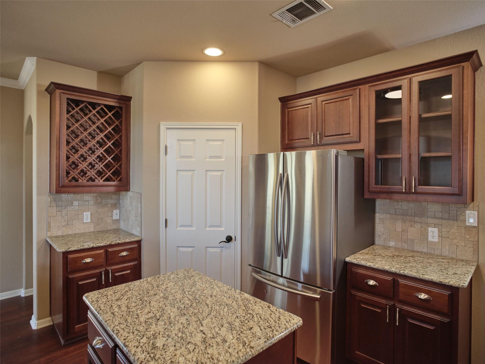 1116  Hillridge Dr, photo 11