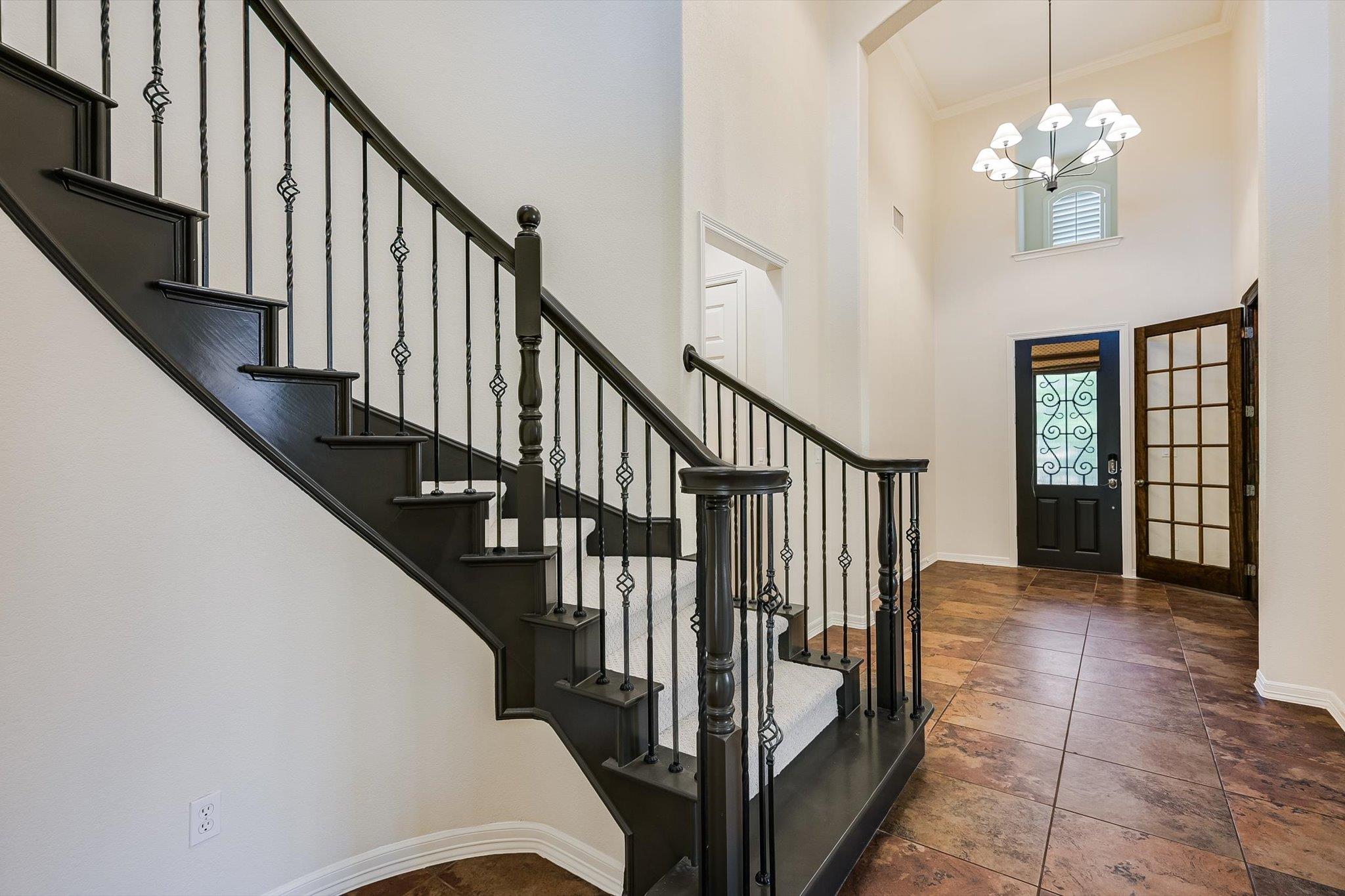 560  Aspen Dr, photo 7
