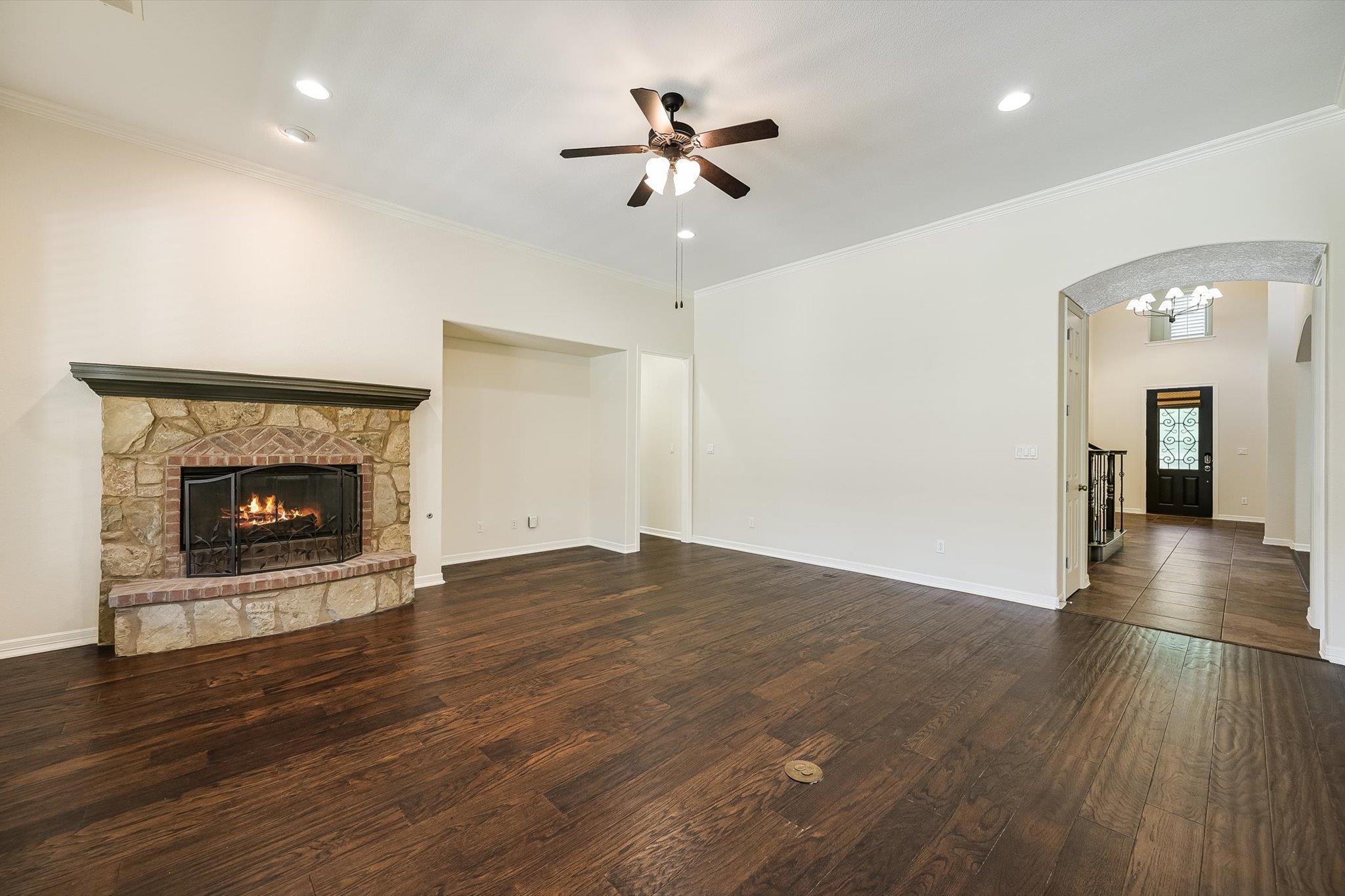 560  Aspen Dr, photo 10
