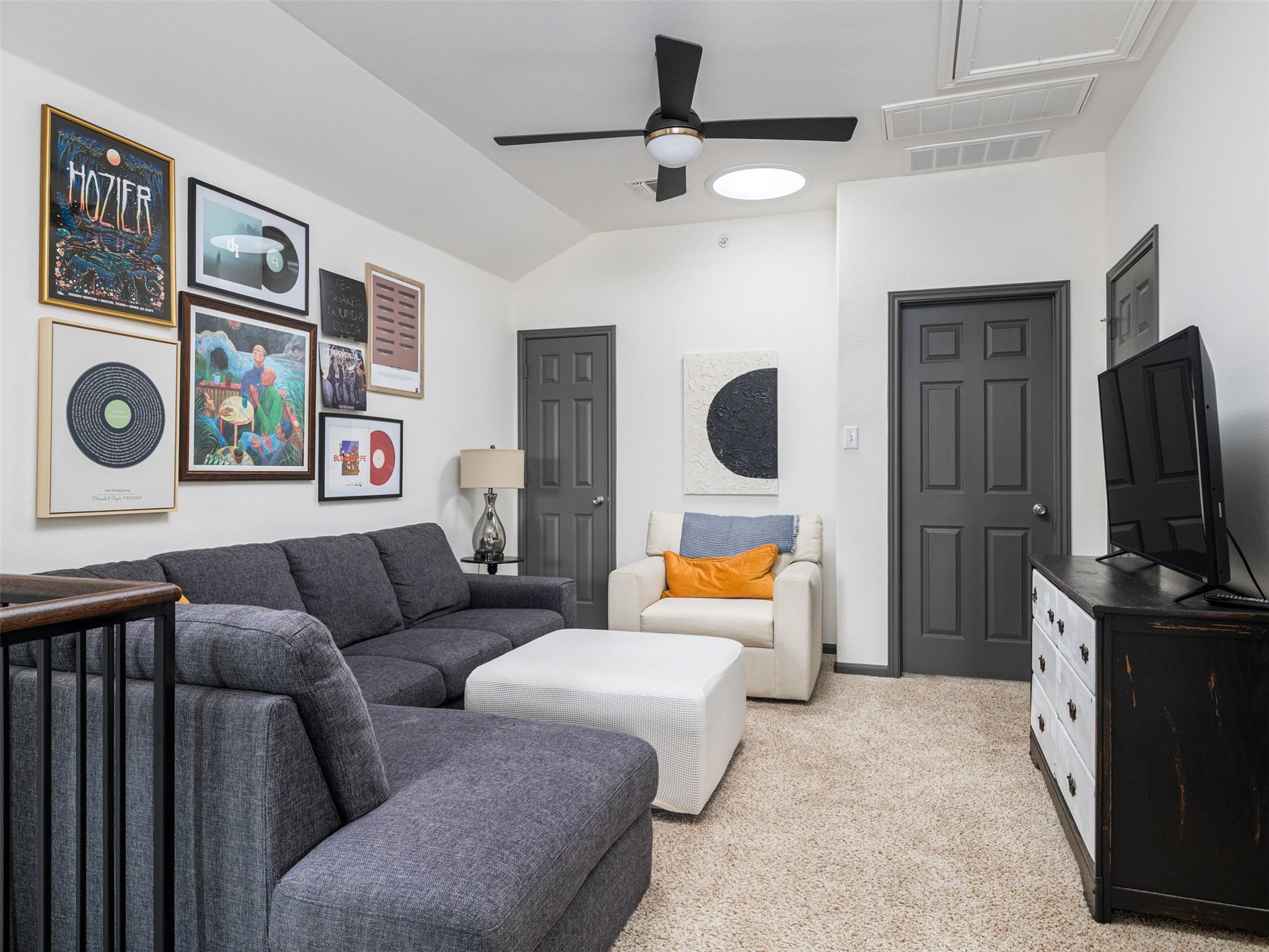 532  Lookout Tree Ln, photo 4