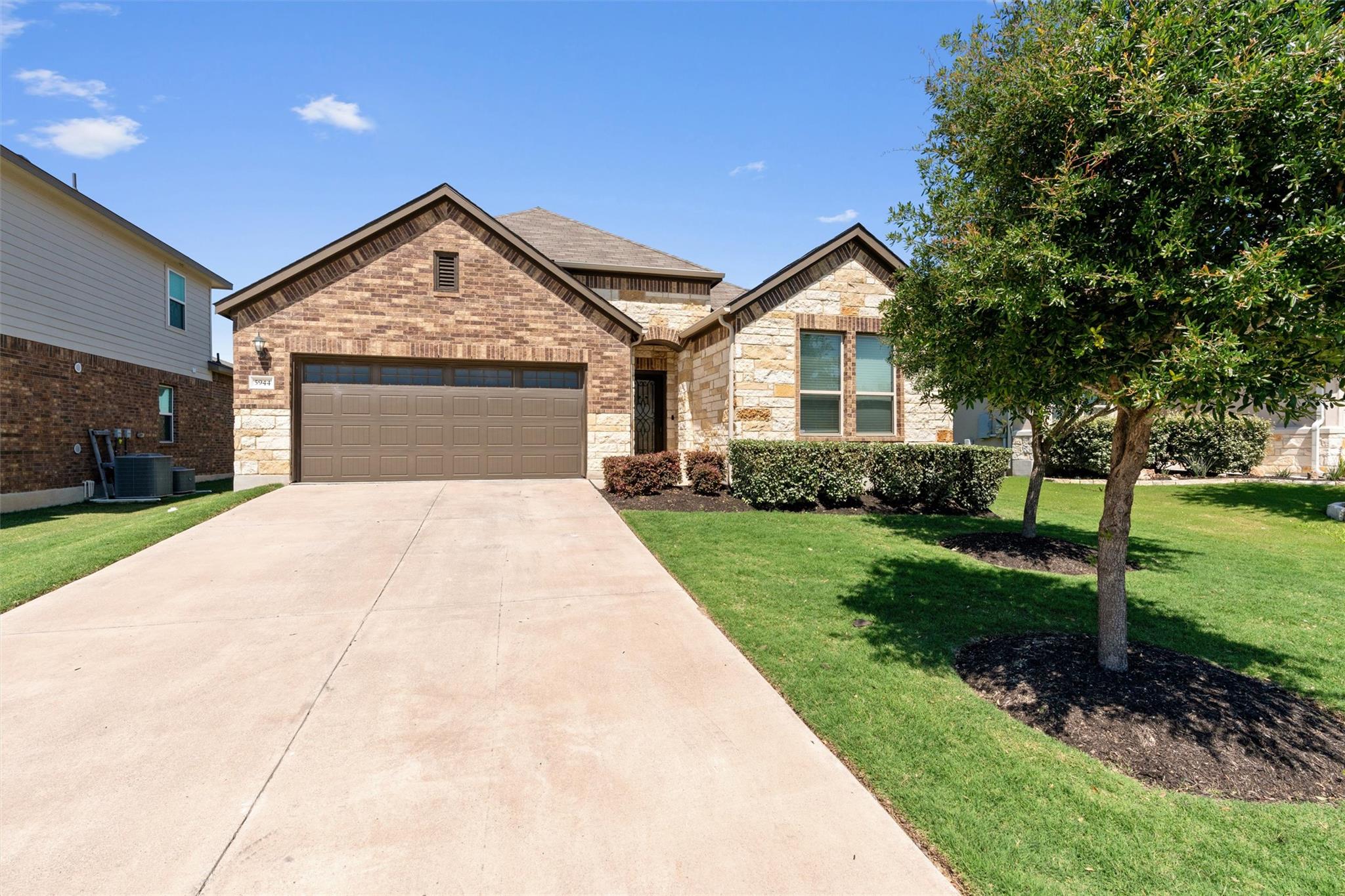 5944  Agostino Dr, photo 5