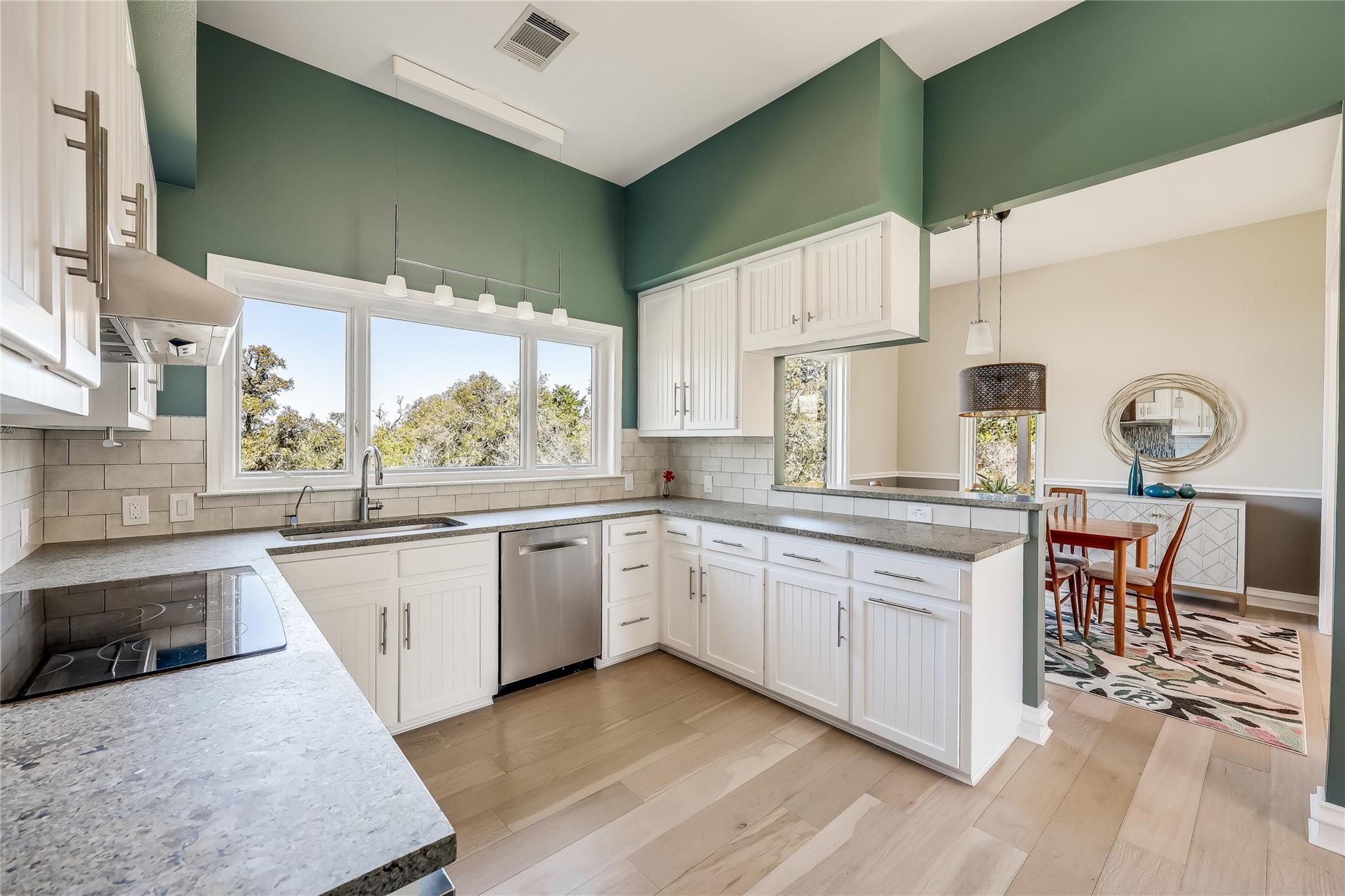 8004  Golden Oaks Ln, photo 12