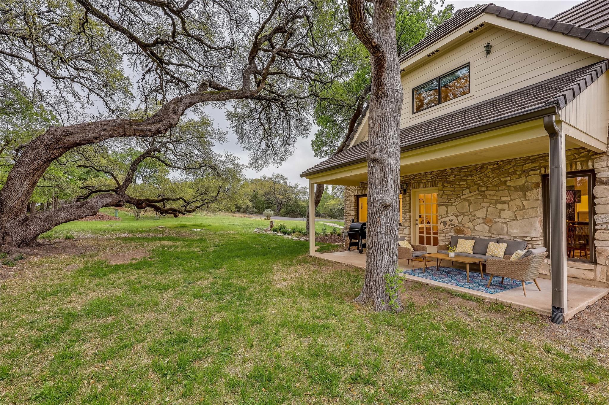 8004  Golden Oaks Ln, photo 5