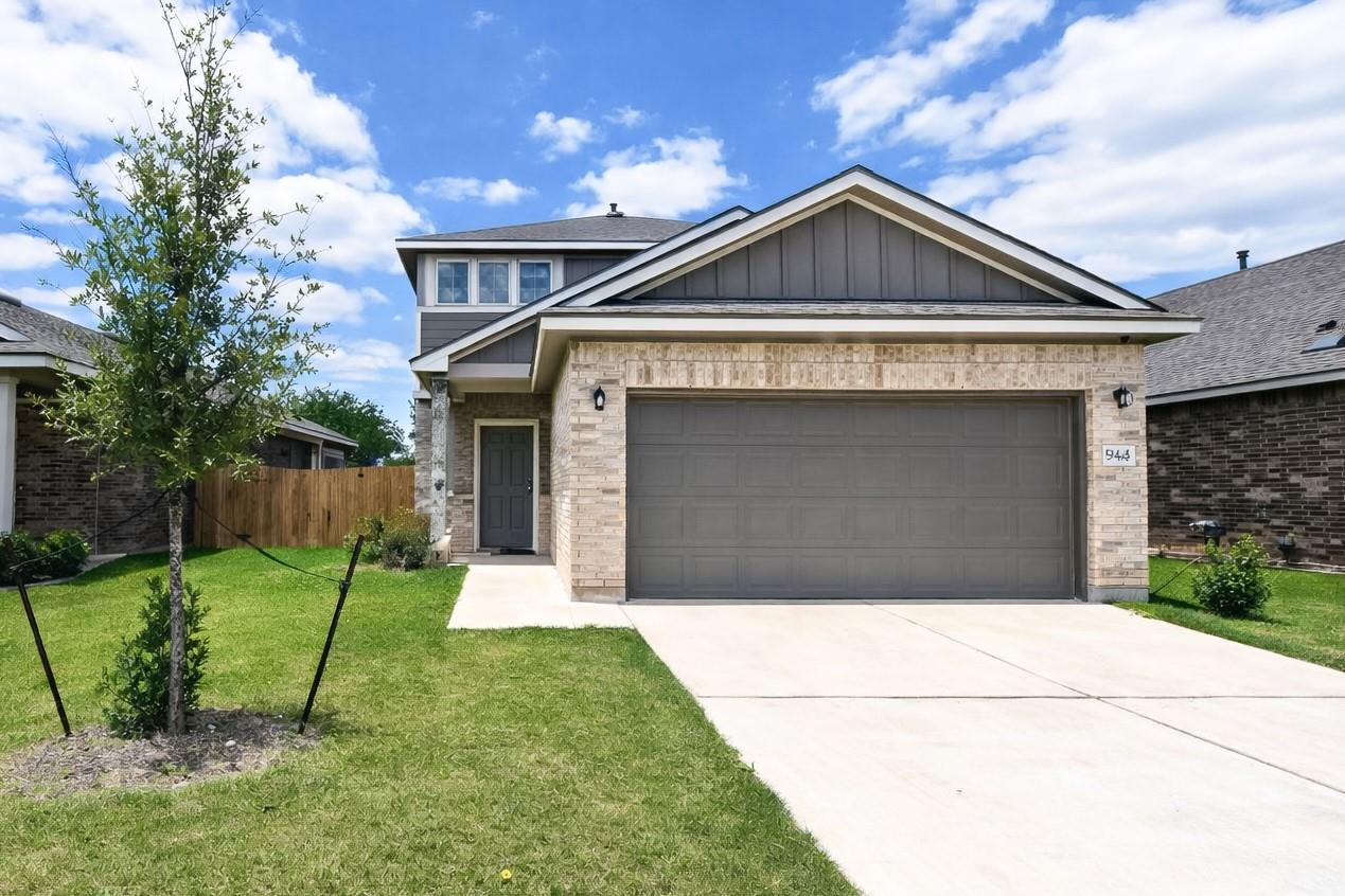940  Paddock Ln, photo 3