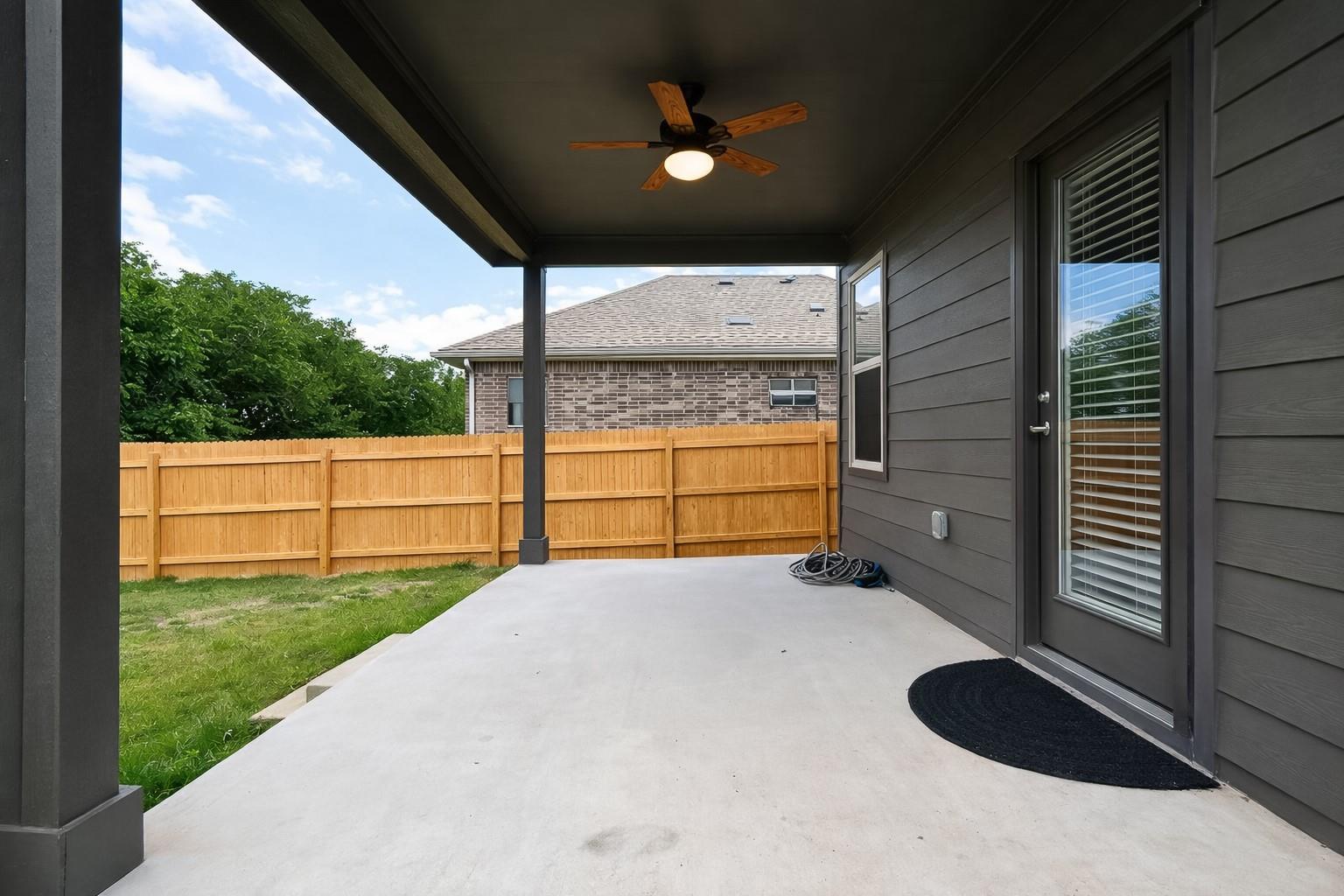 940  Paddock Ln, photo 7