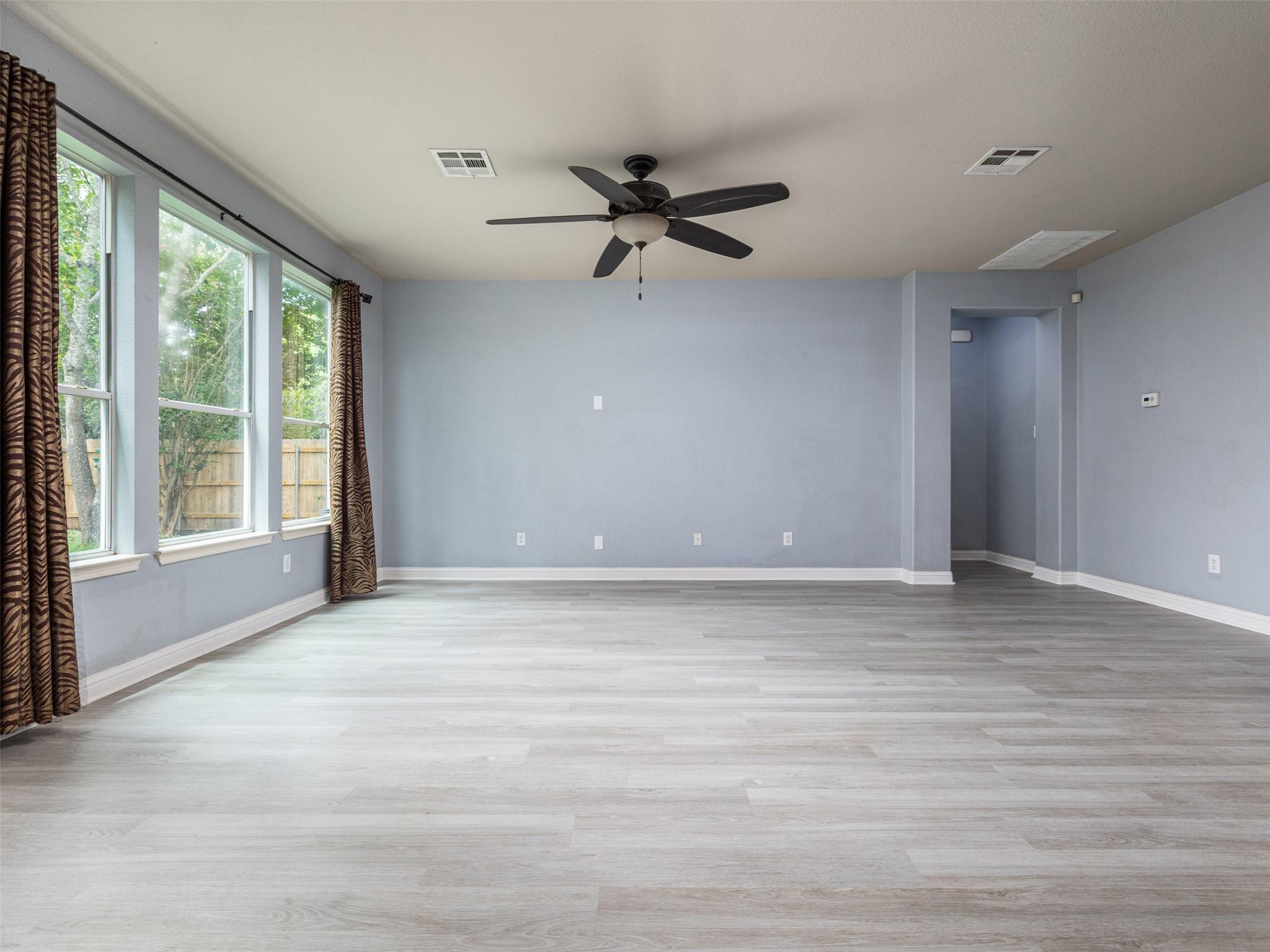 289  Serene Hollow Ln, photo 4