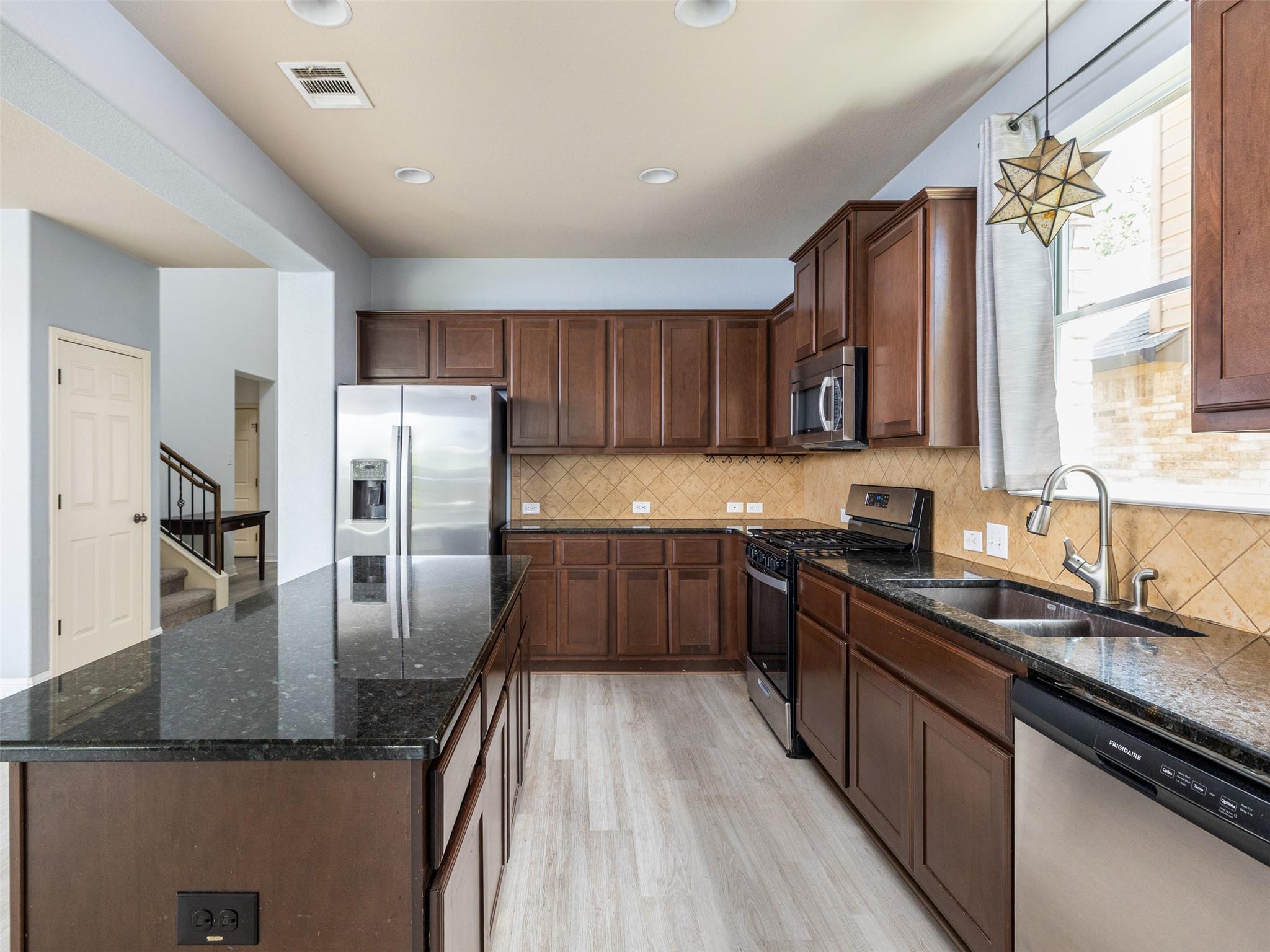 289  Serene Hollow Ln, photo 6