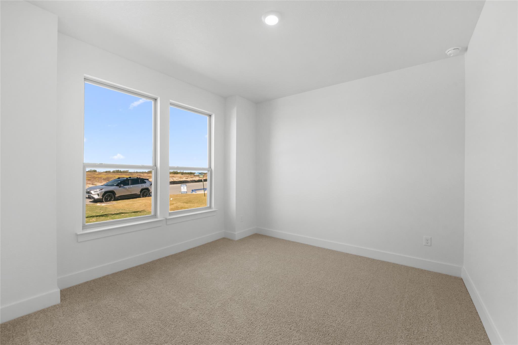 560  Gus Loop, photo 11
