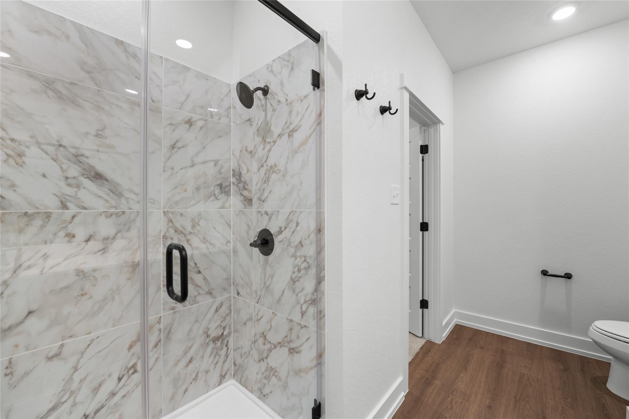 560  Gus Loop, photo 9