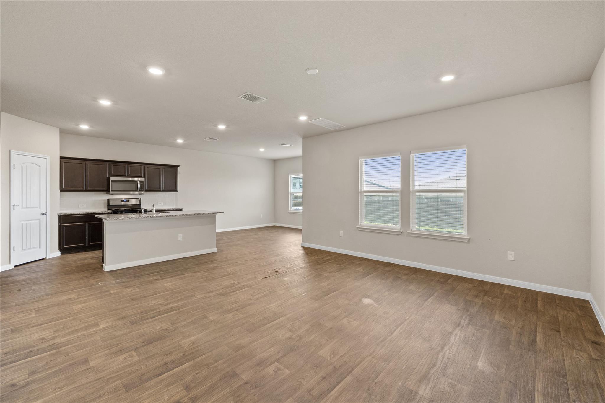 2905  Maryanne Ln, photo 11
