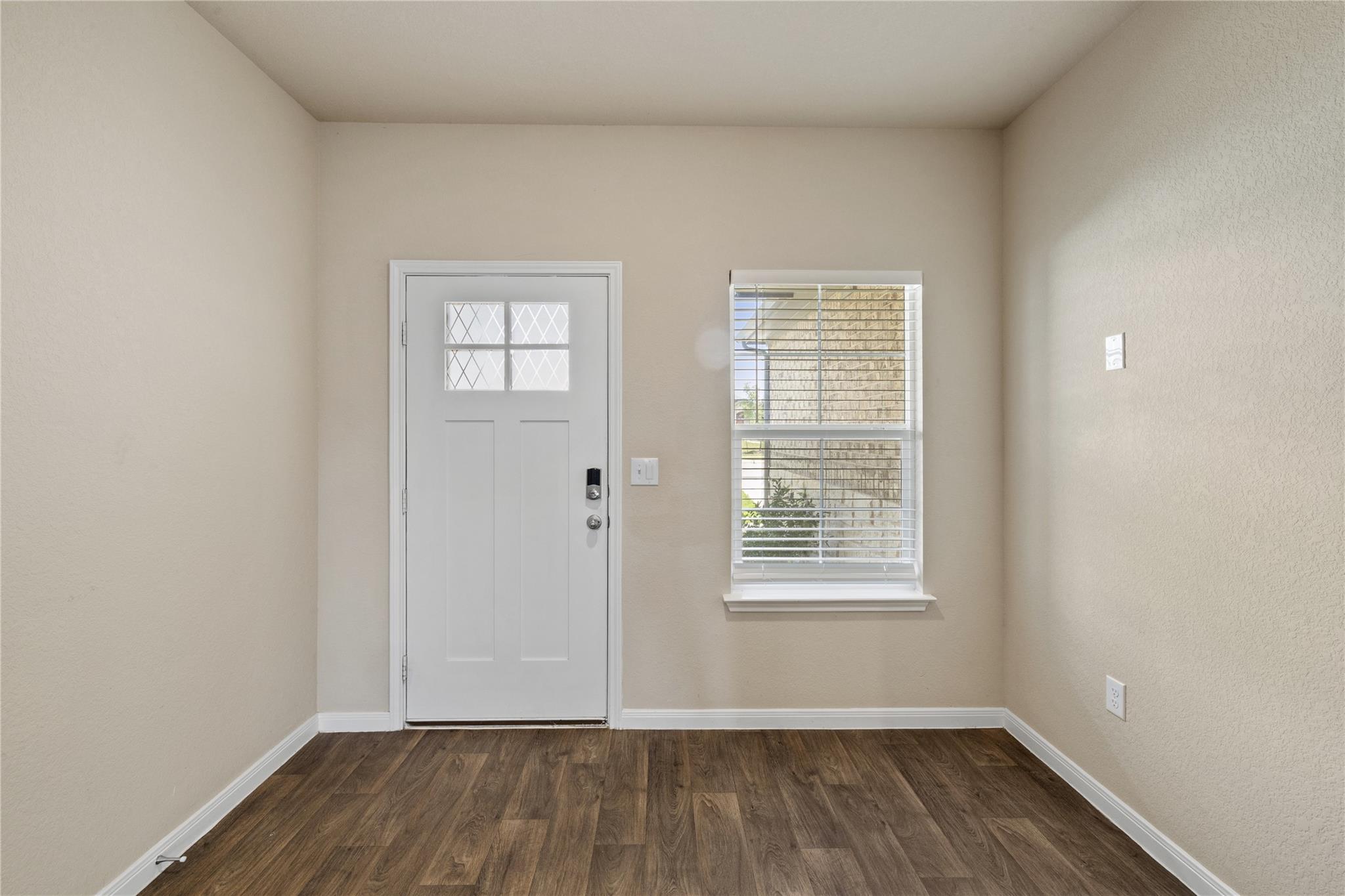 2905  Maryanne Ln, photo 7