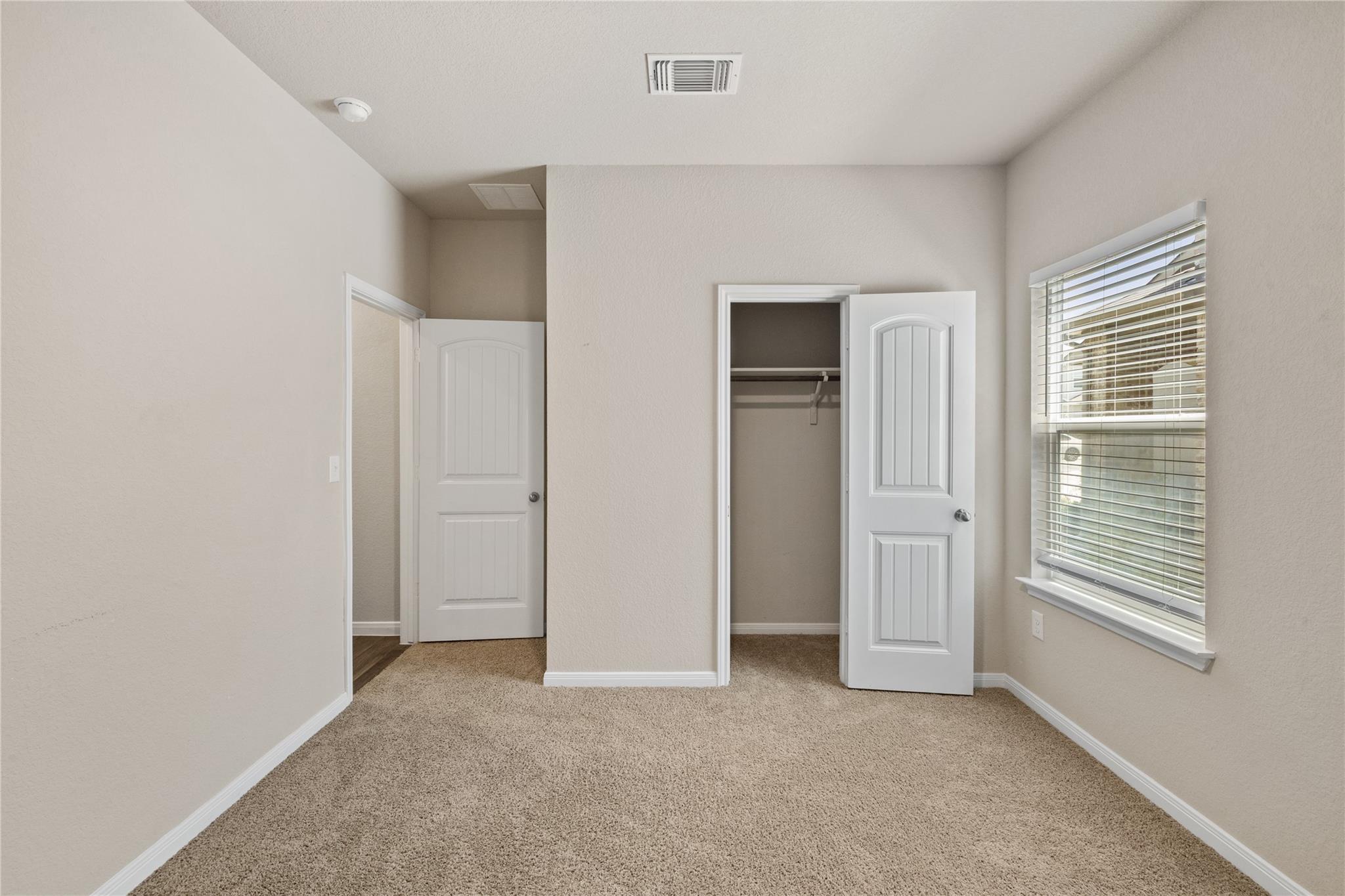 2905  Maryanne Ln, photo 9