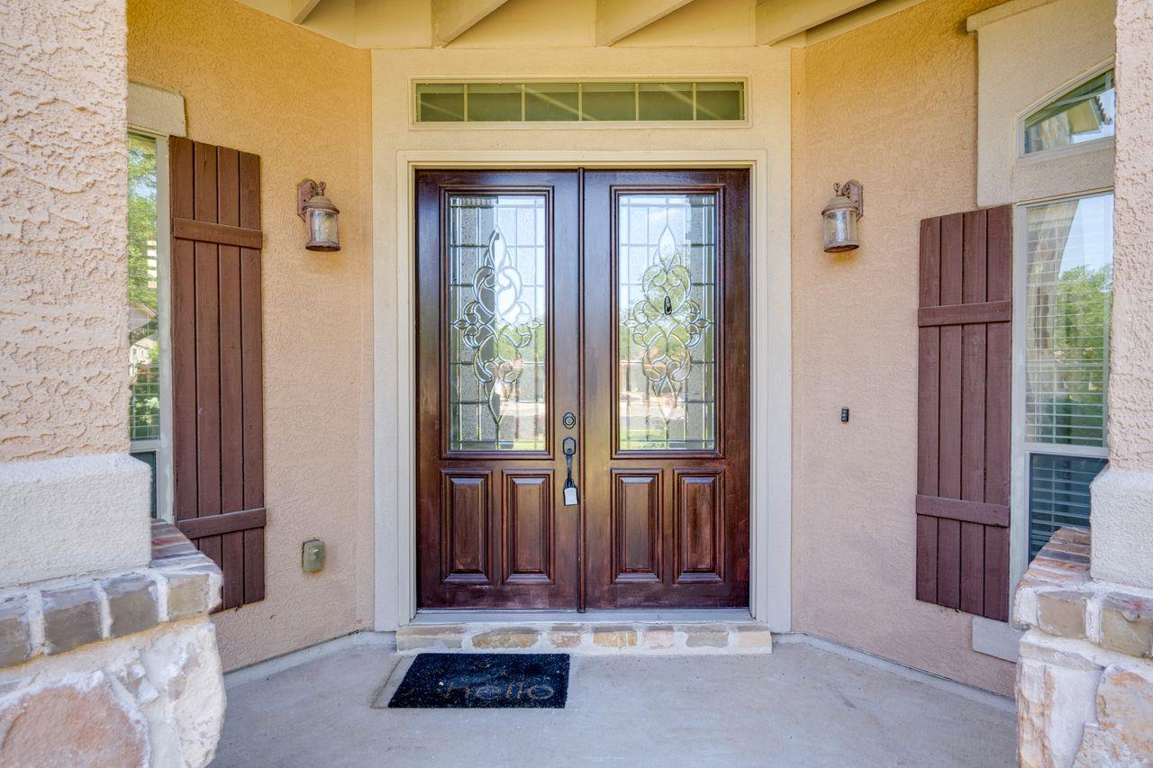 15633  INTERLACHEN Dr, photo 4