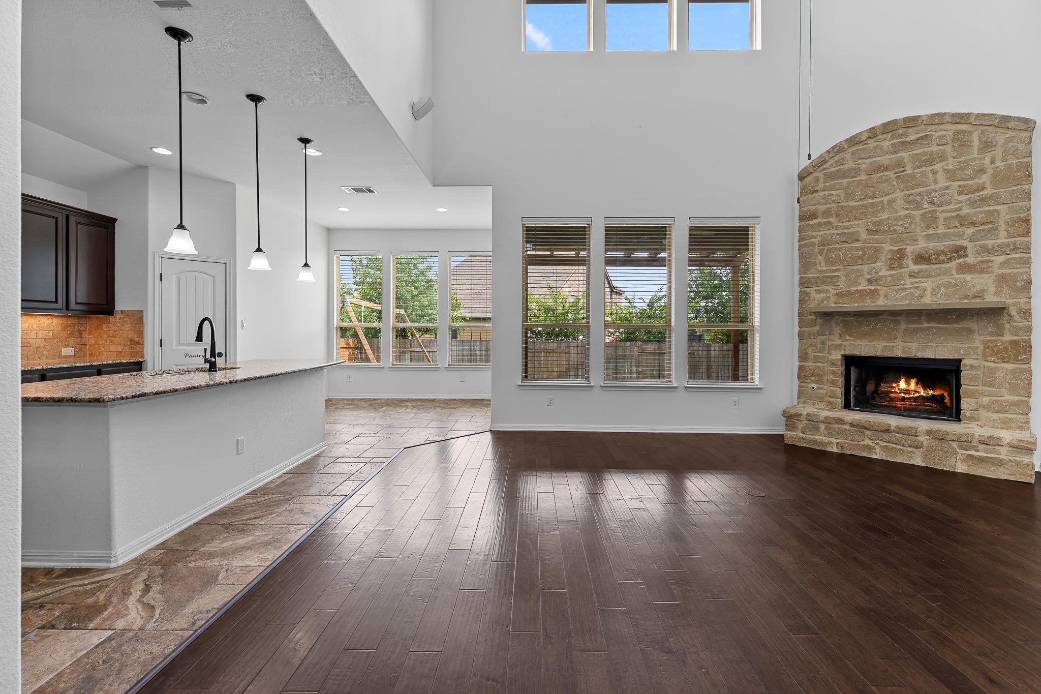 1100  Teravista Xing, photo 12