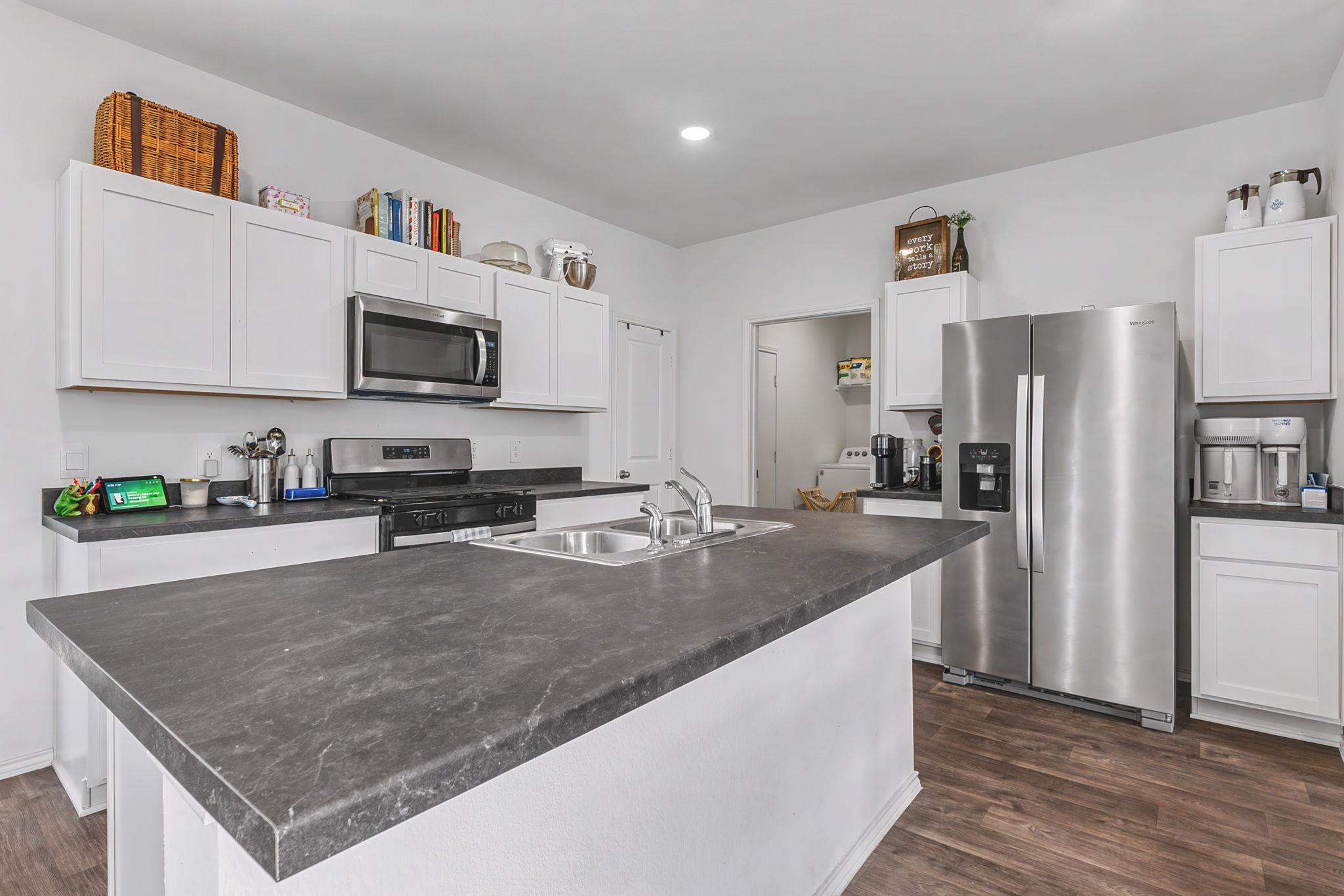 209  Ehrlich St, photo 12